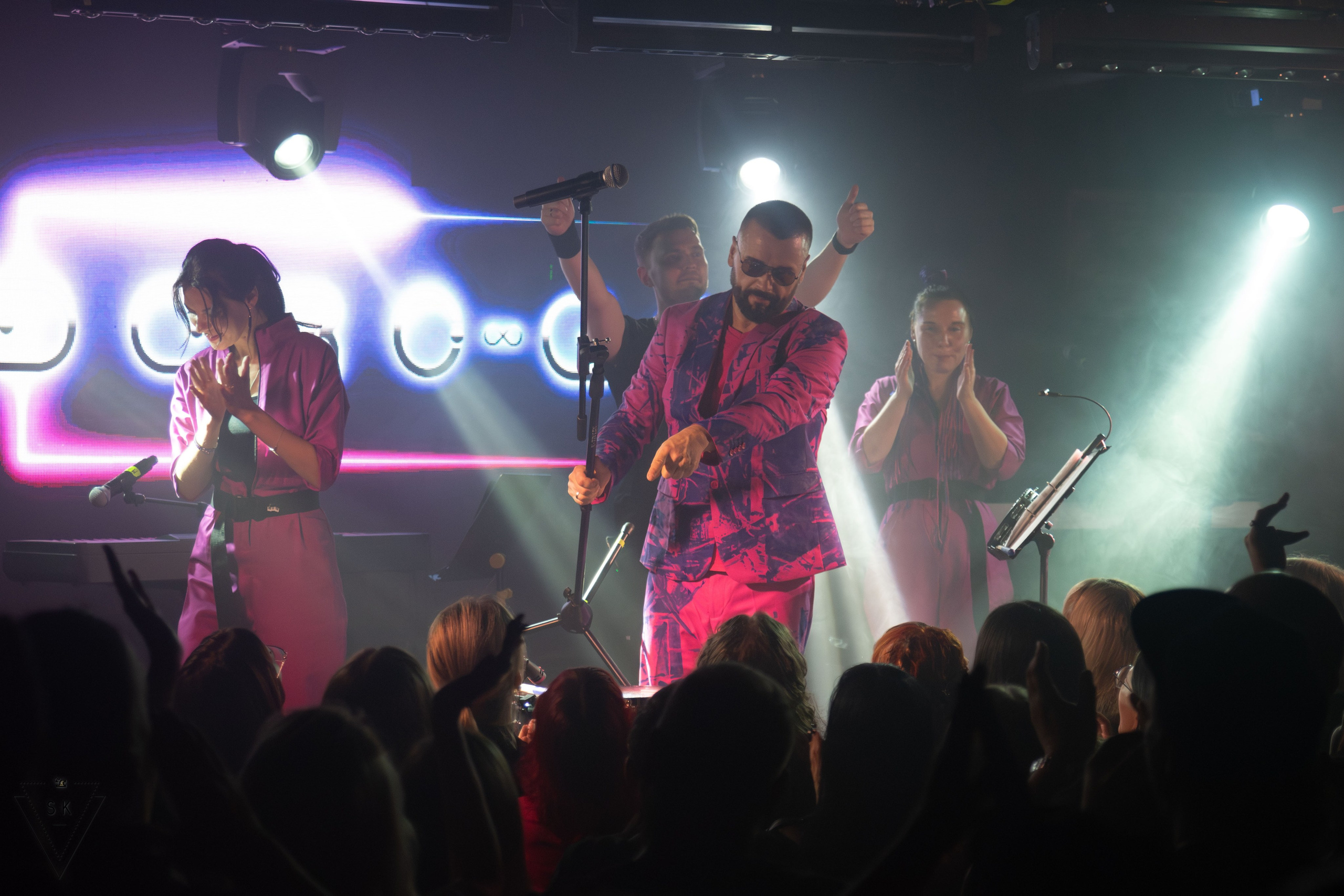 DERO GOI, 04.11.2025, Воронеж, Сто Ручьёв. Репортажный и портретный фотограф из Воронежа — Светлана Кузнецова