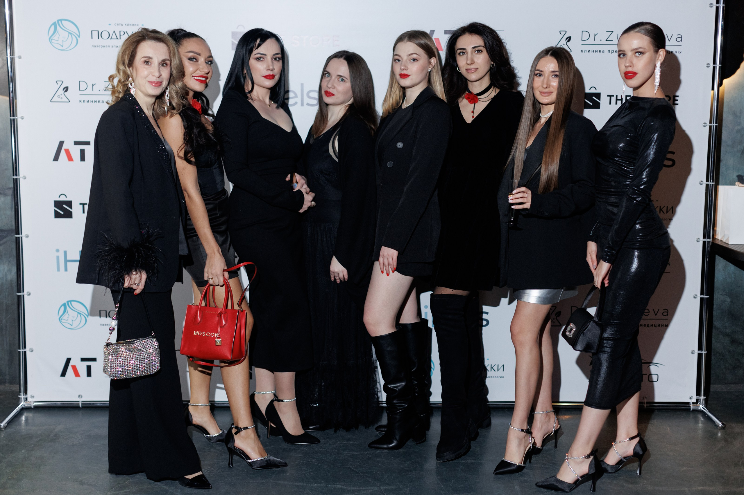 New Year Подружки 23/2024. Свадебный, портретный и репортажный фотограф Дмитрий Карпов