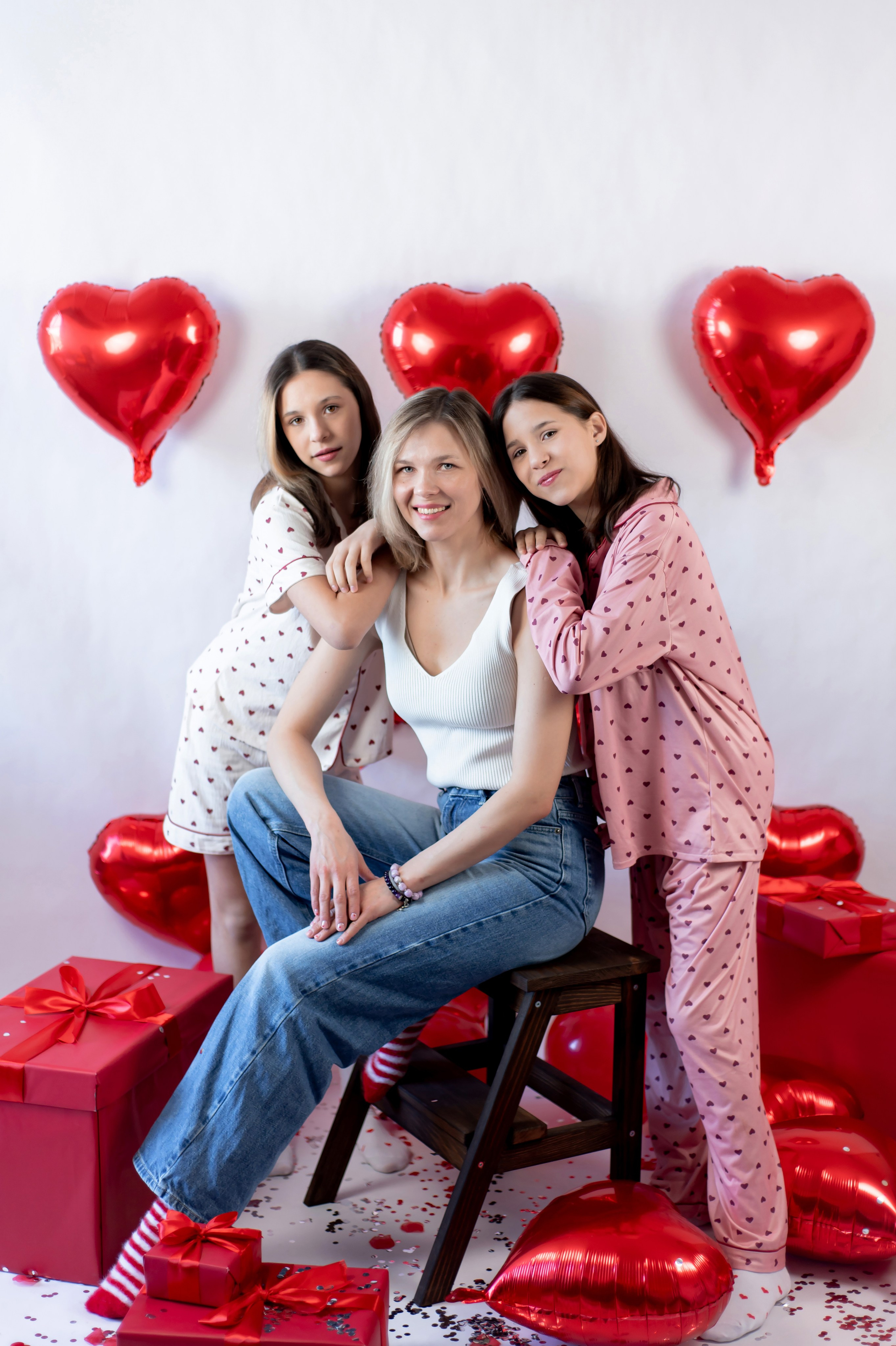 14 февраля. Детский и семейный фотограф Эльмира Веселова. Детская фотостудия Мира. Фотосессия на годик