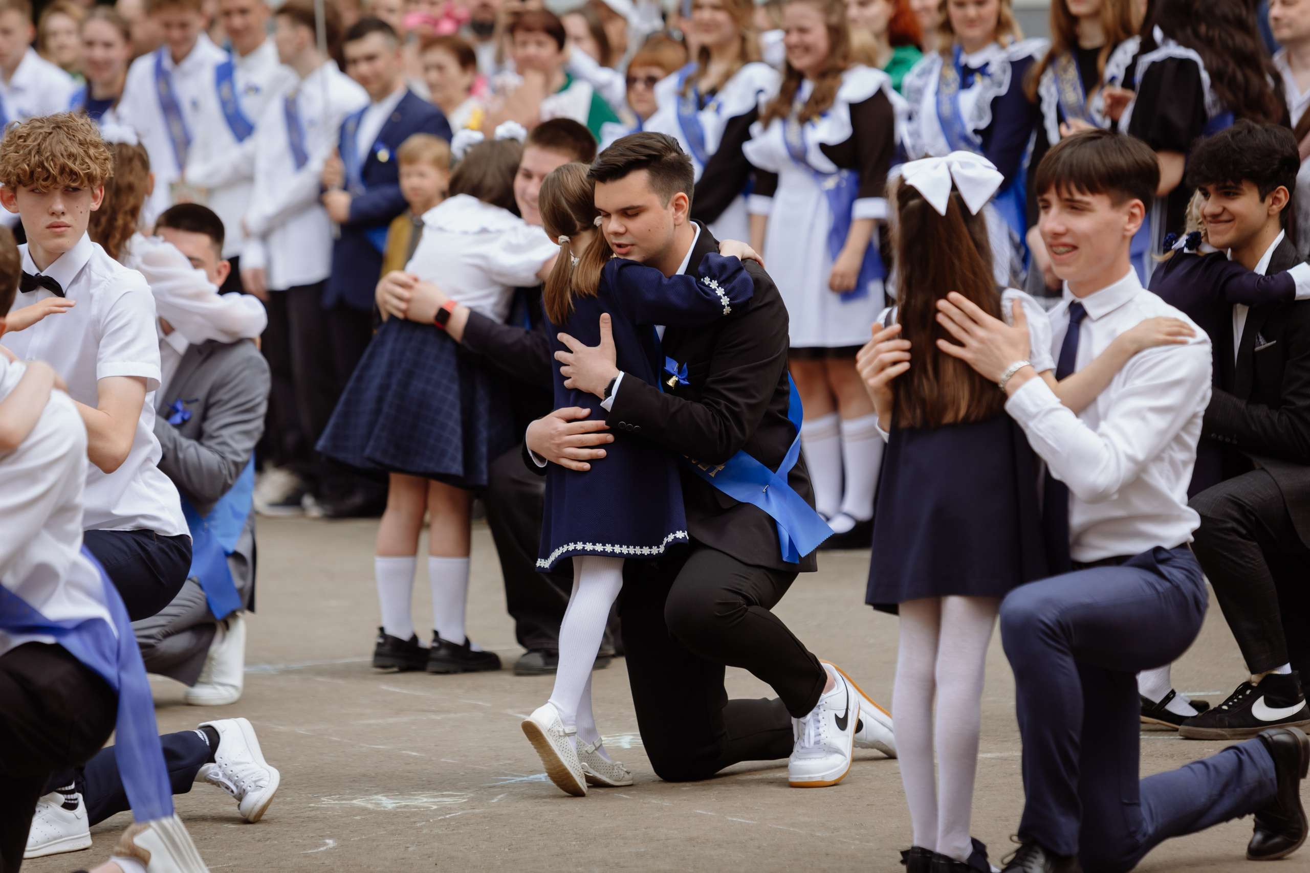 Последний звонок 2024 (3 часа фотосъемки). Профессиональный фотограф Надежда Антонова