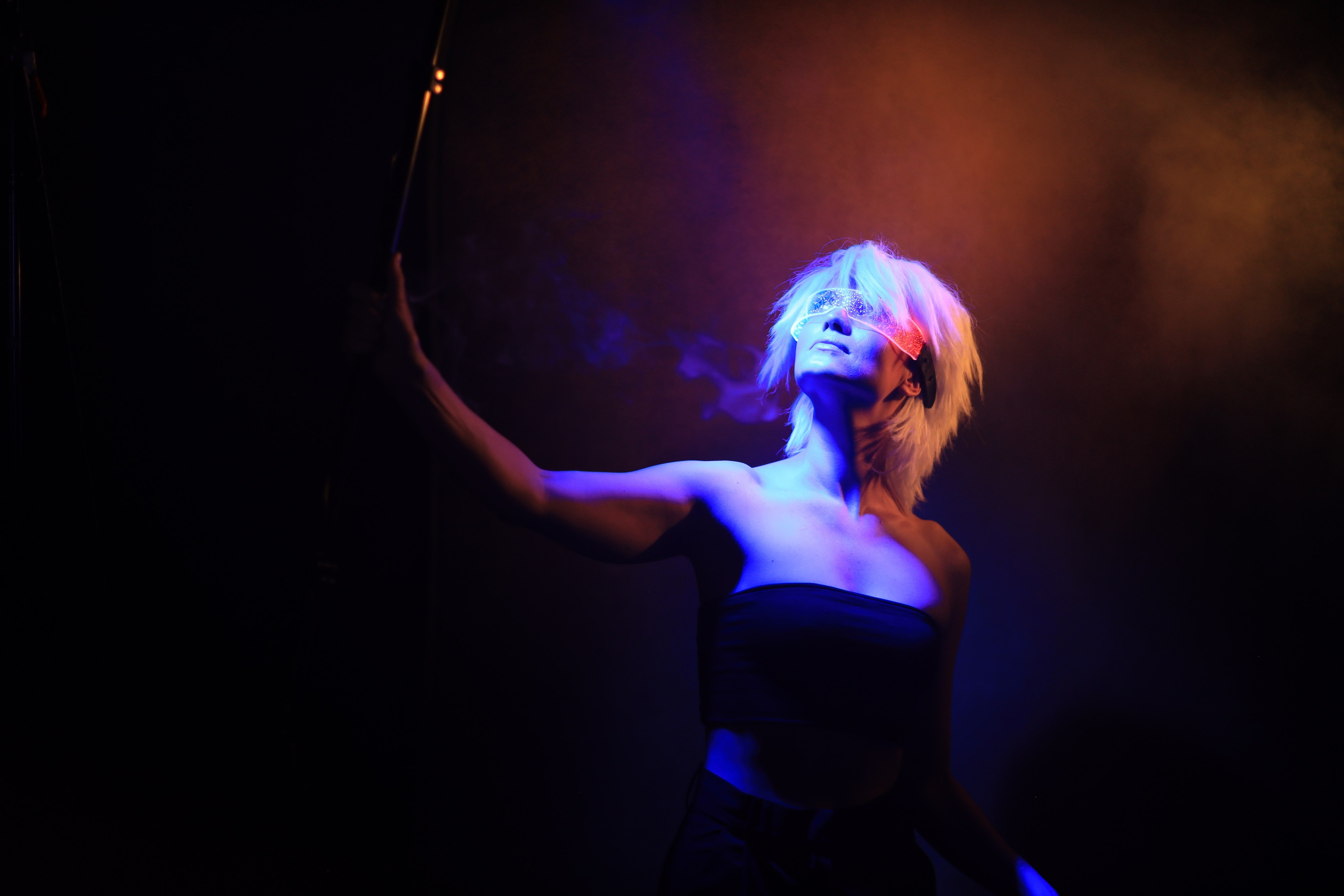 Неон и дым. Съемка в студии под ваш запрос, студийные съемки, фотографии архитектурных объектов — Александр Евстигнеев — фотограф Москва