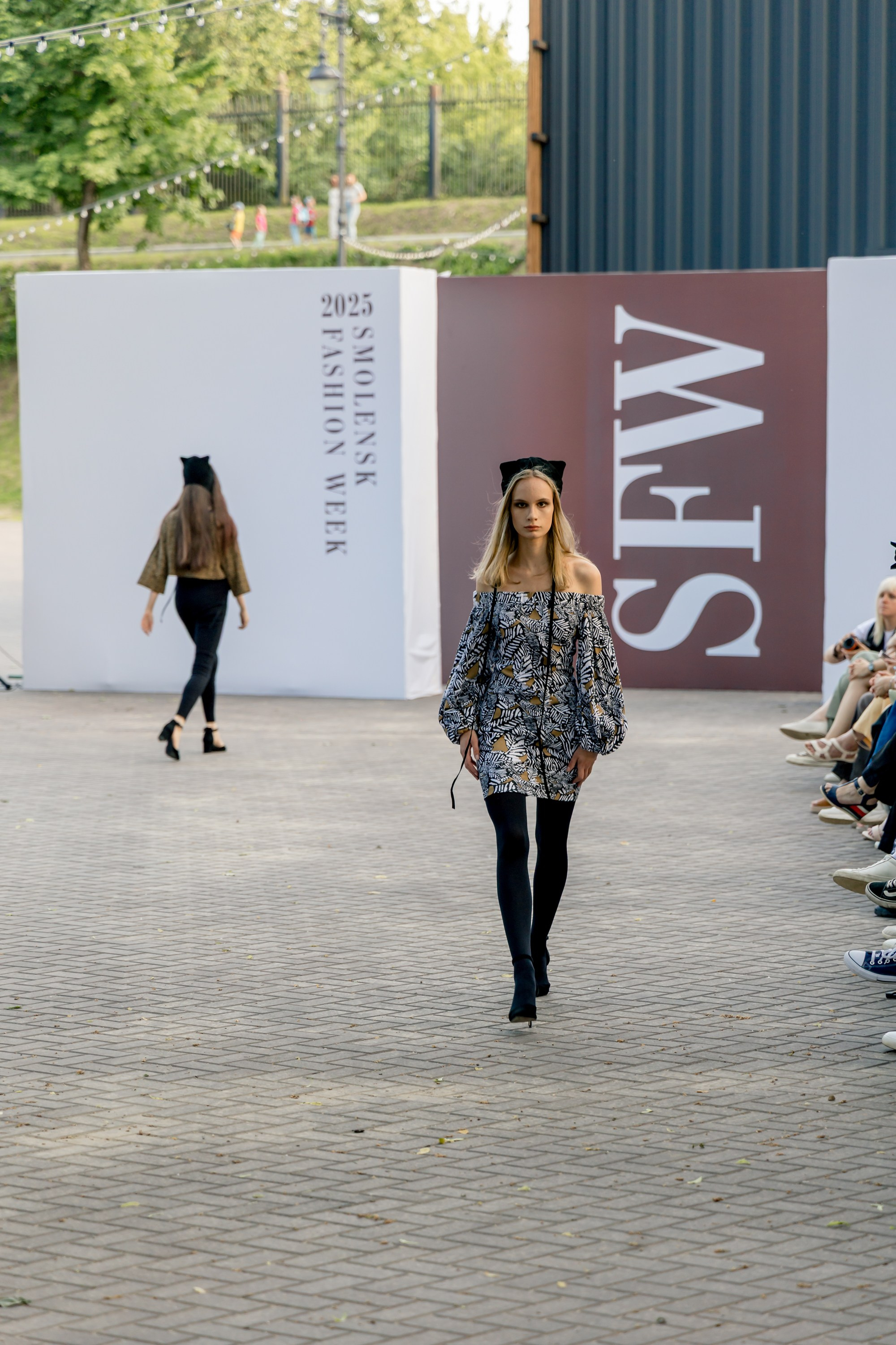 Smolensk Fashion Week 2025_показы_ДЕНЬ 1_ВЕЧЕРНИЙ ПОКАЗ_19:00. Главная