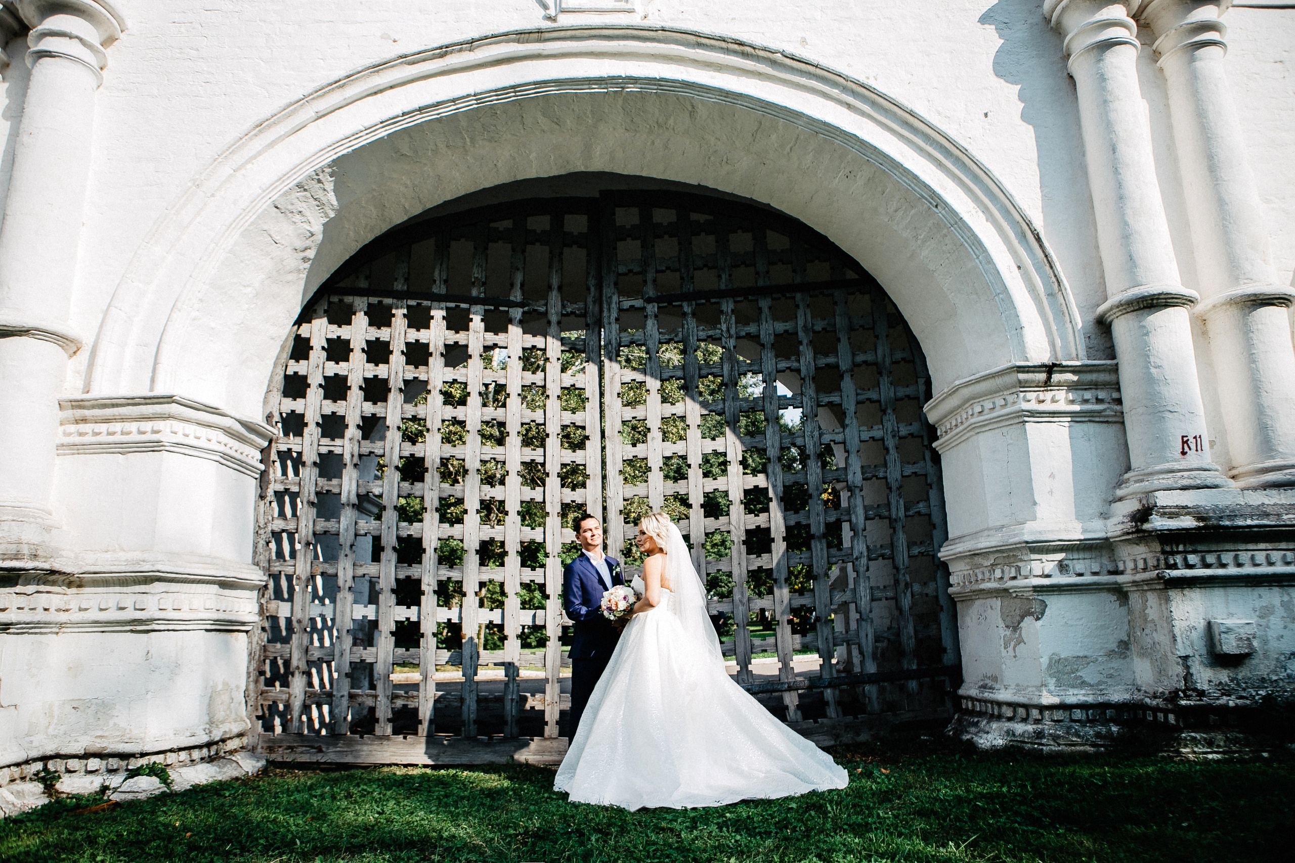 Свадебная прогулка. Фотограф, видеограф на свадьбу в Москве Никита Назаров