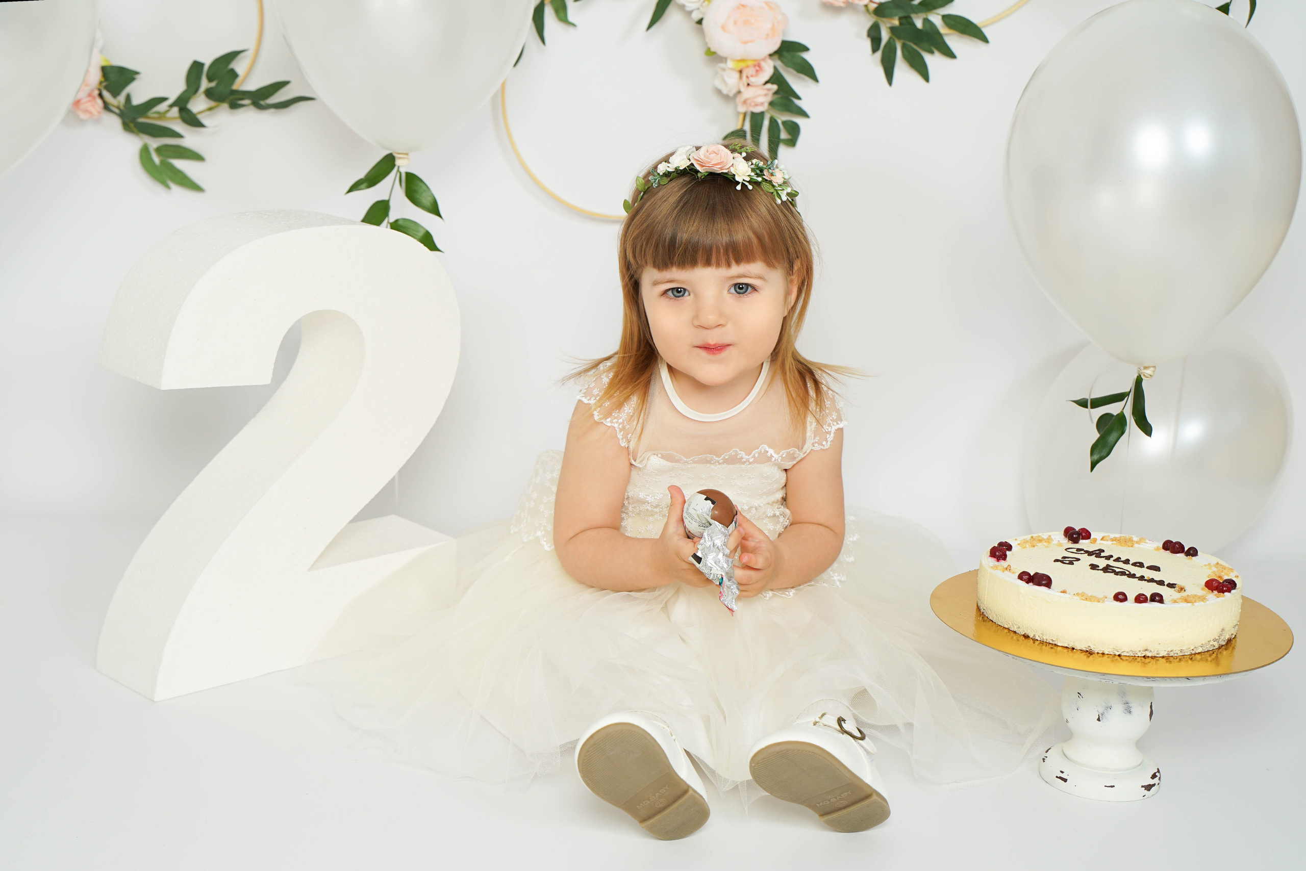 Алисе 2 годика. Студия детской фотографии