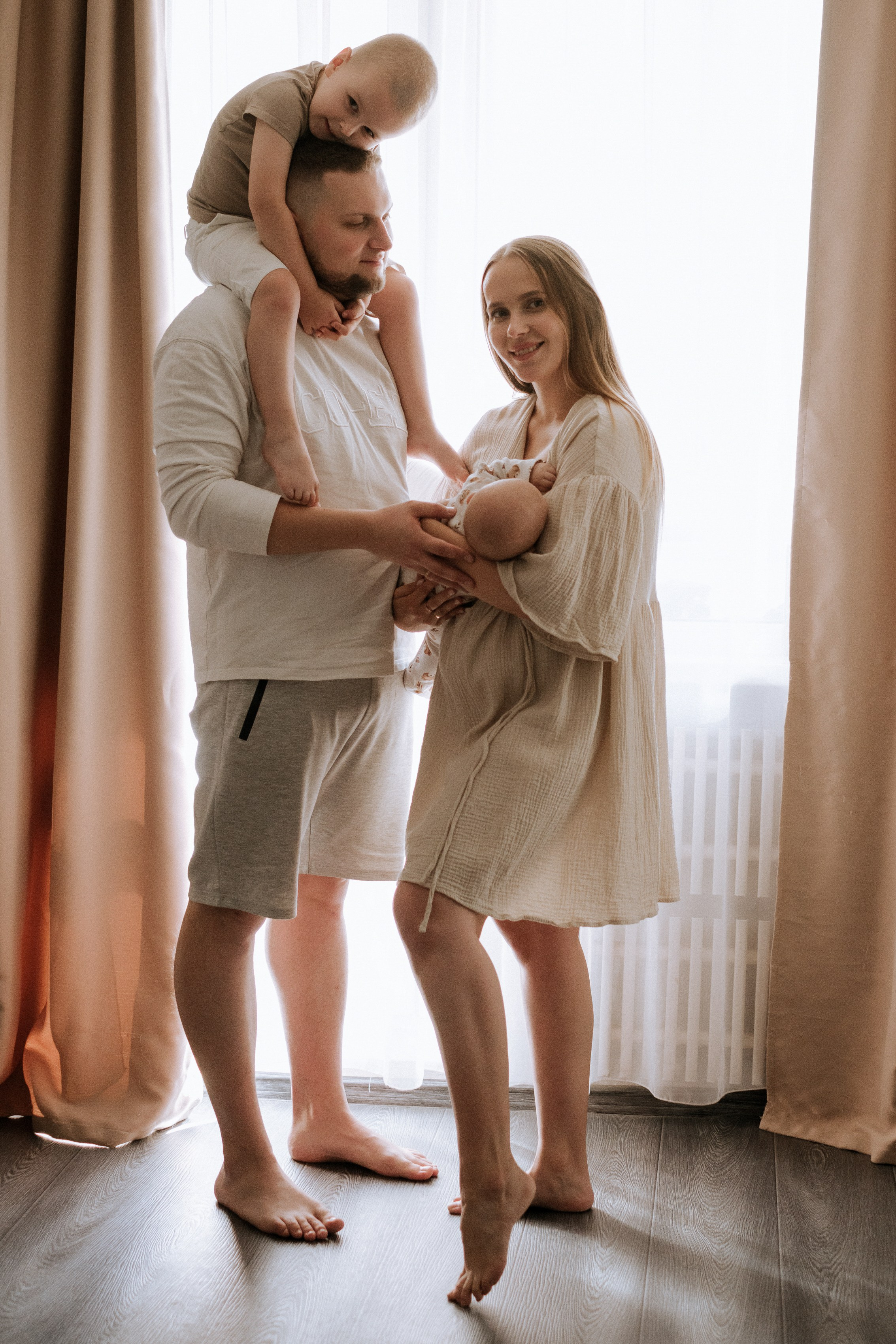 Иван, Кристина, Лёва и Сава. Свадебный и семейный фотограф в Волгограде Кристина Иванова