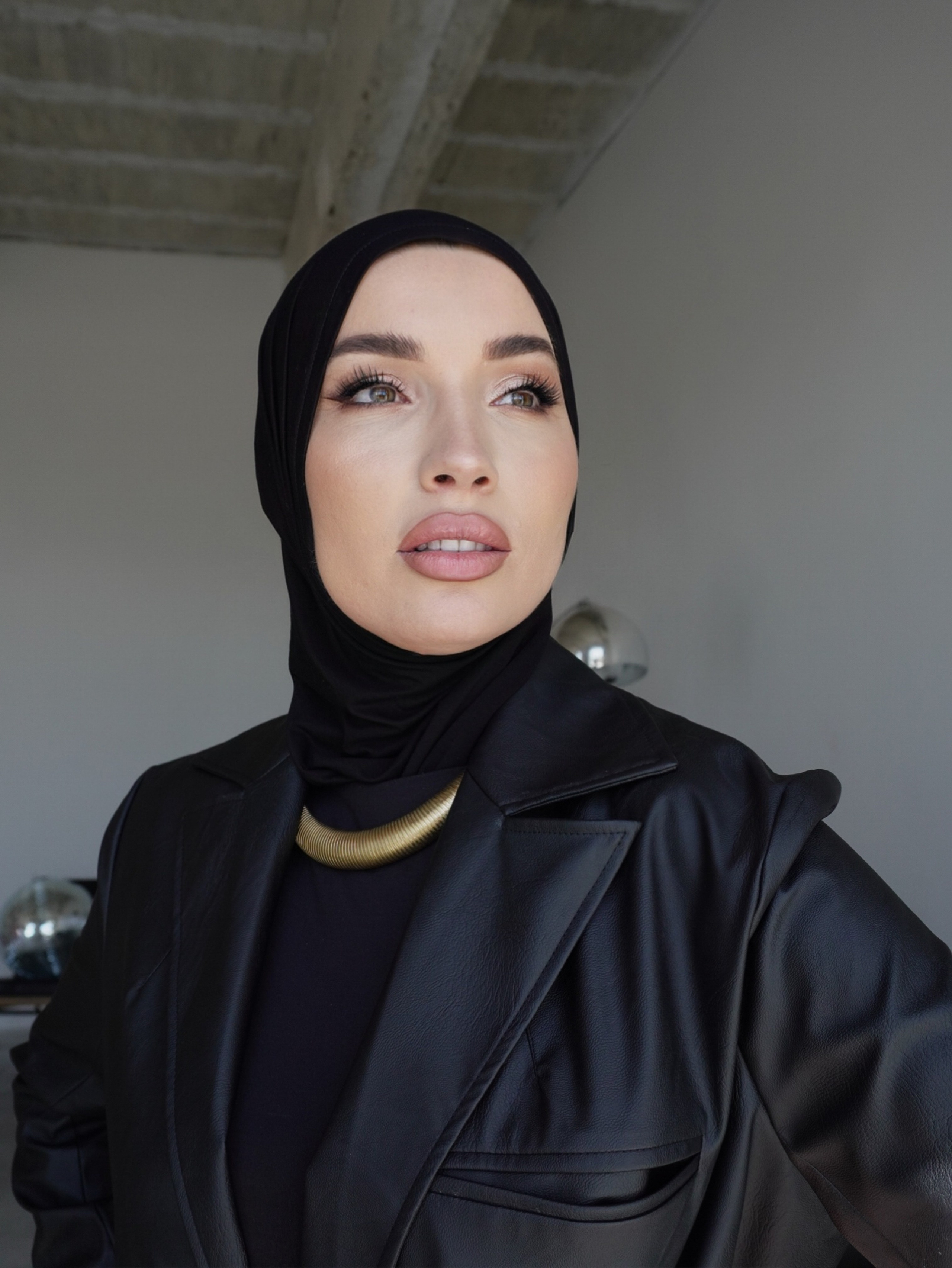 Студийная съемка. Контент фотограф в Ростове-на-Дону Яна Каушан