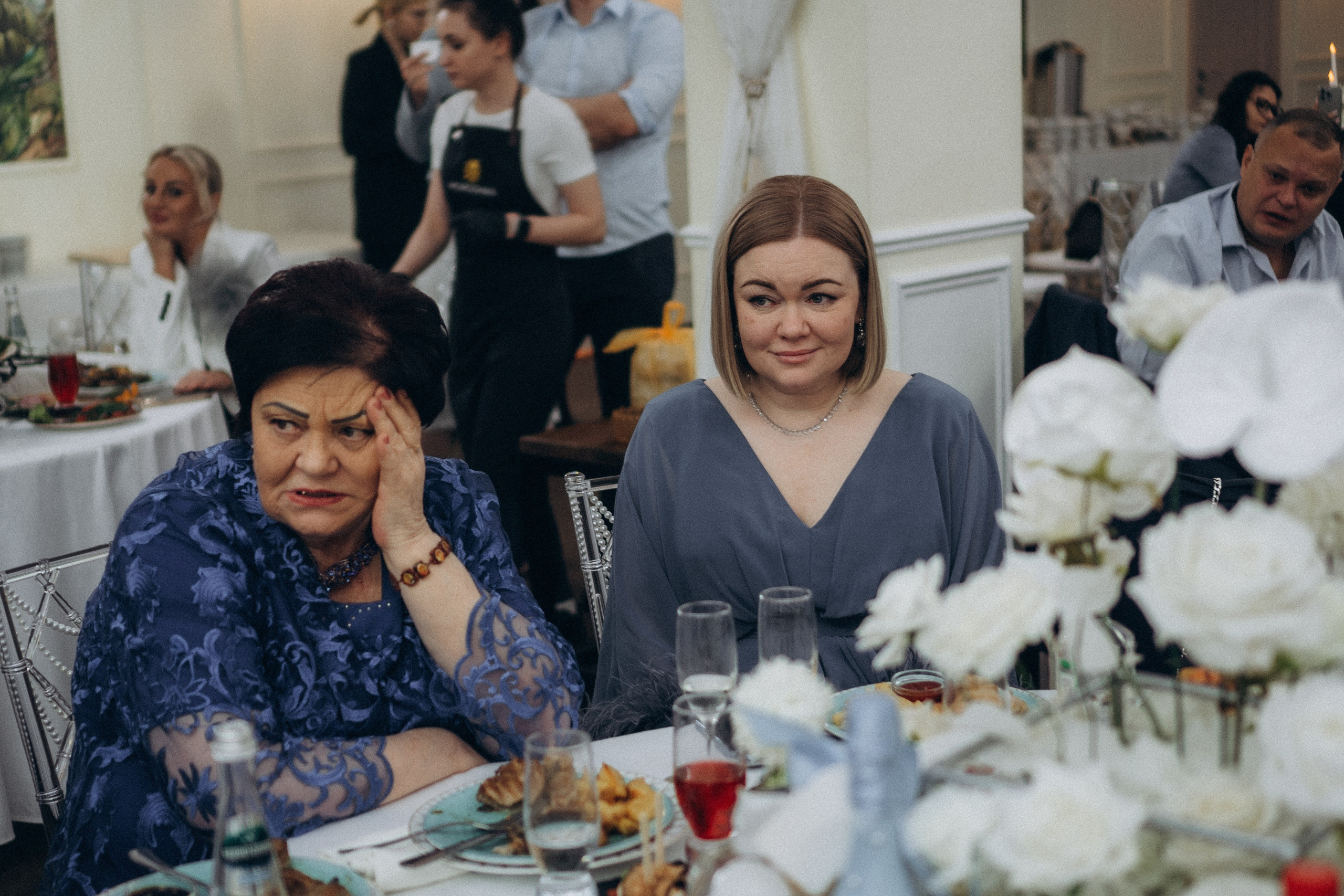 СВАДЕБНАЯ СЬЕМКА СБОРОВ В ОТЕЛЕ И ВЫЕЗД НА ЦЕРЕМОНИЮ (СНЯТО В СИБИРЕ В НИЖНЕВАРТОВСКЕ). Профессиональный фотограф, Санкт-Петербург — Виктория Богомолова