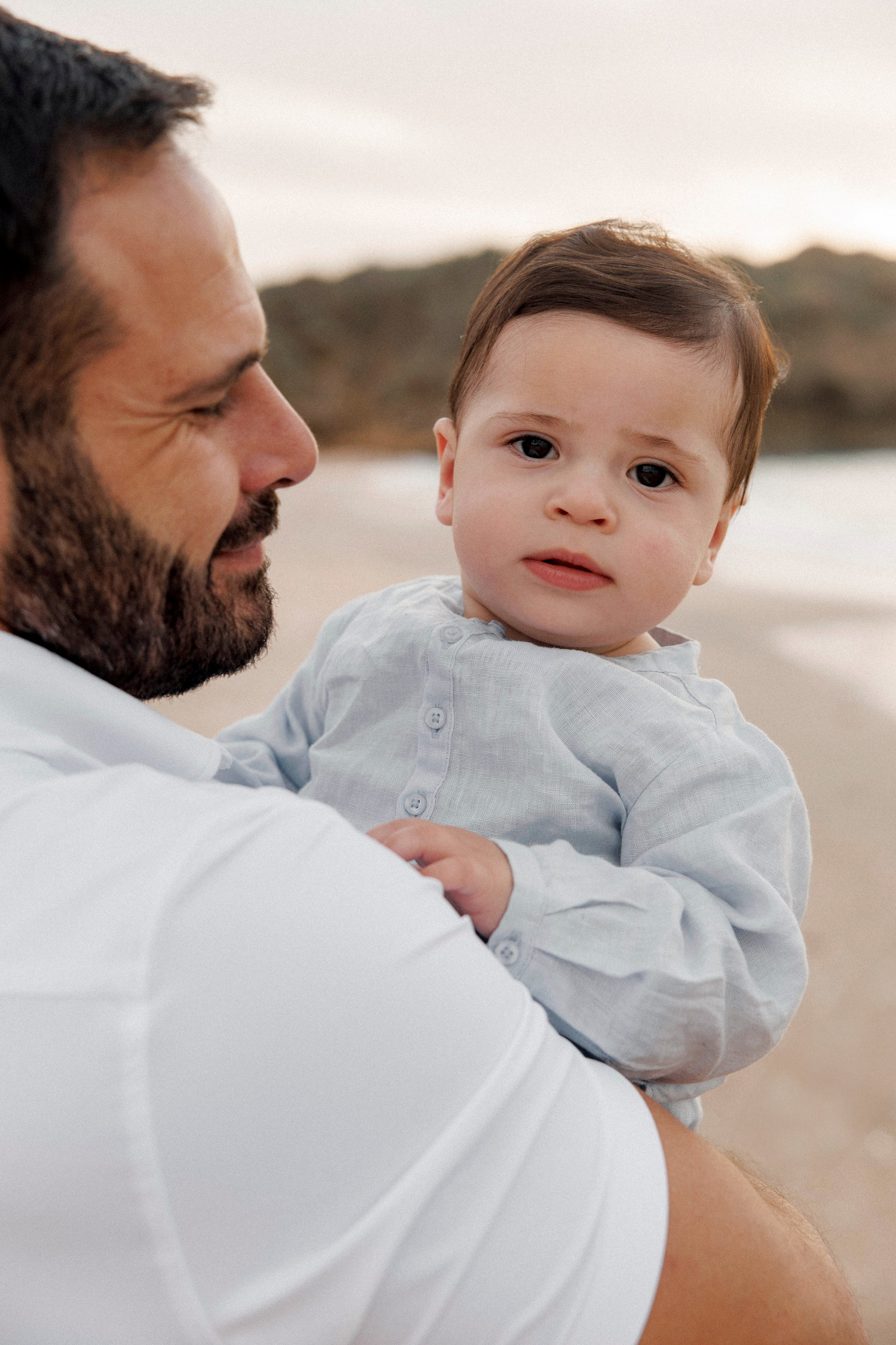First year family photos near the sea. Главная