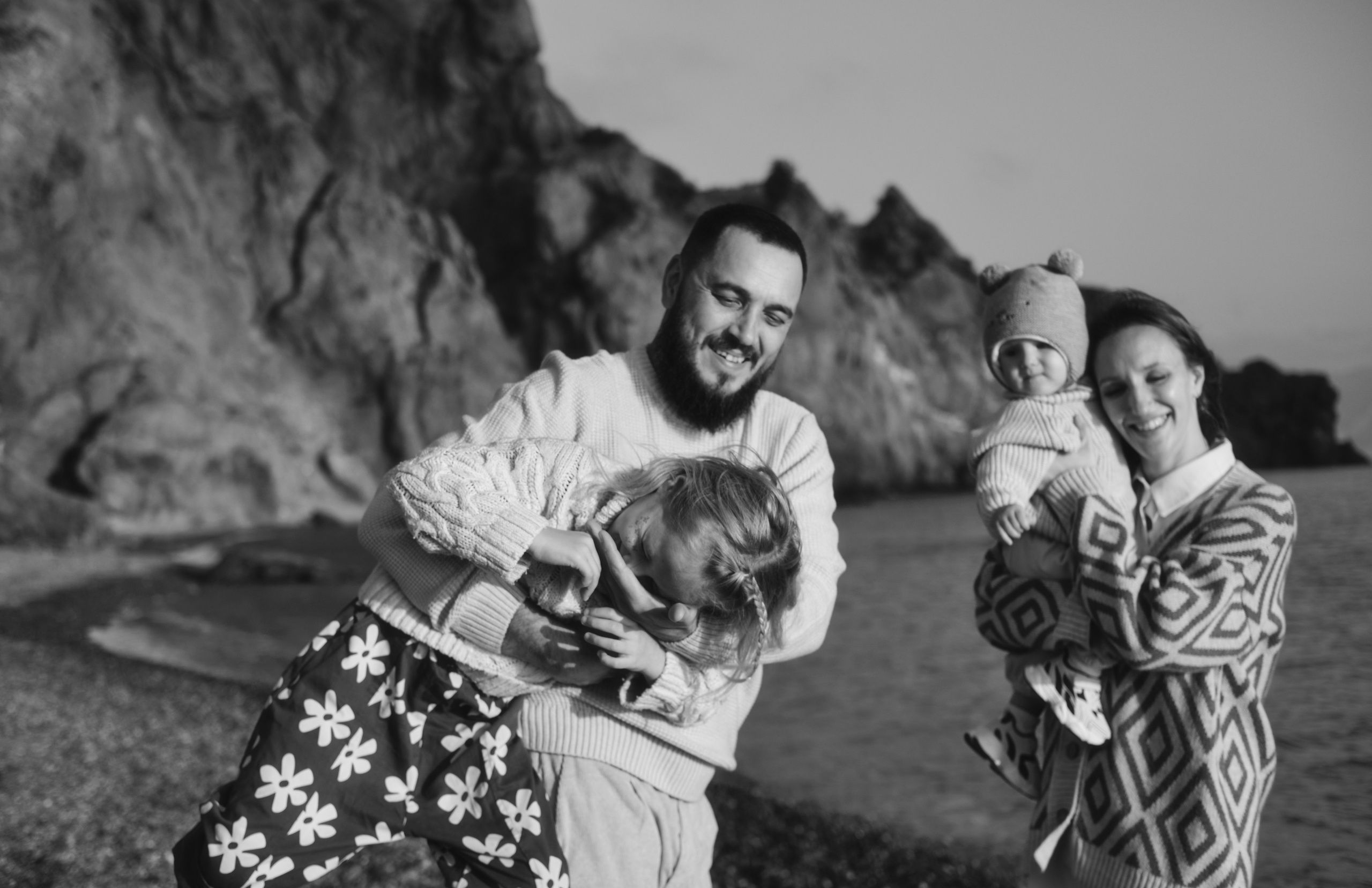 Под шум прибоя. Фотограф Карелина Полина