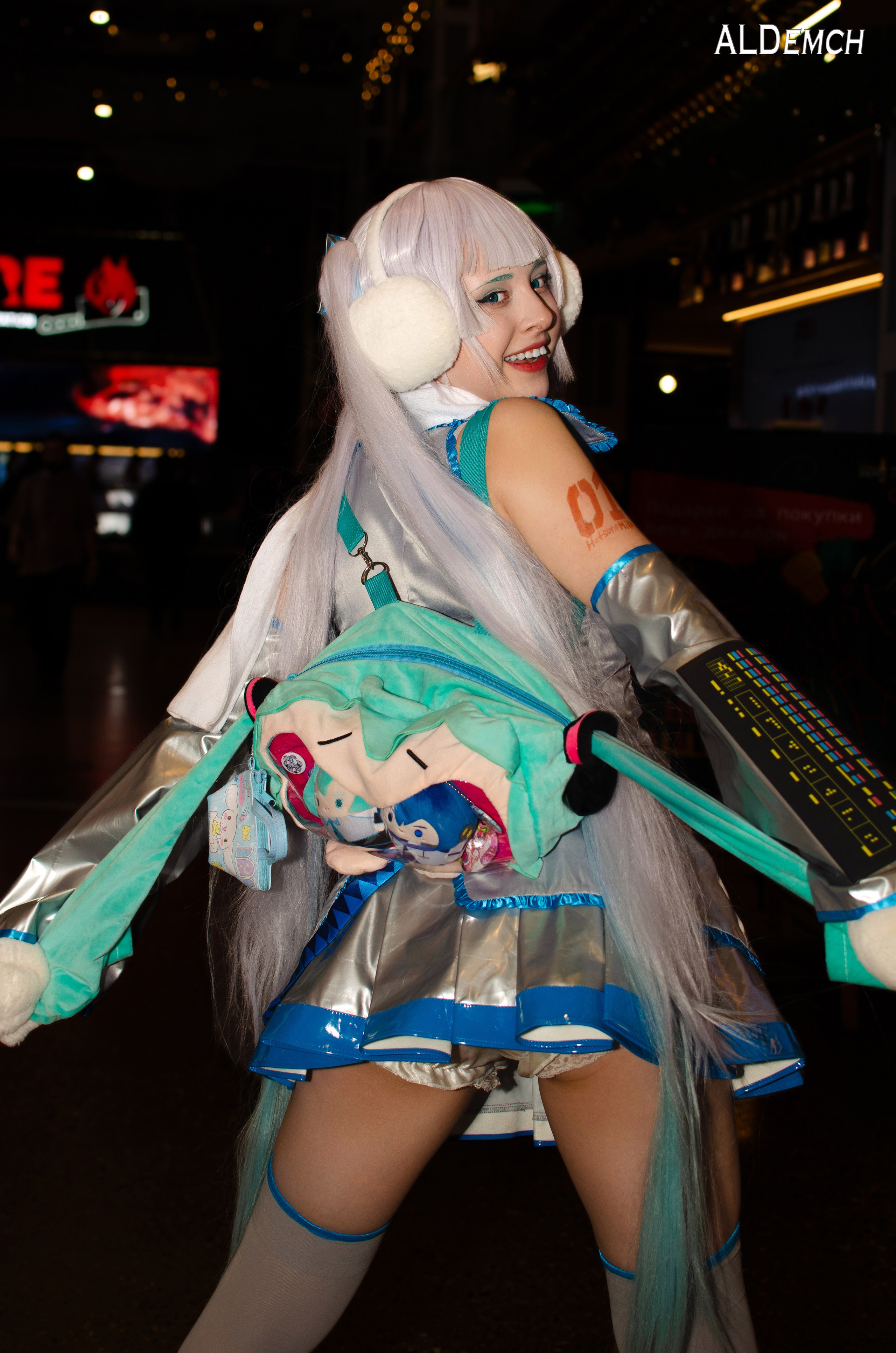 Аниме картинки персонажей и косплей фото в России Москве