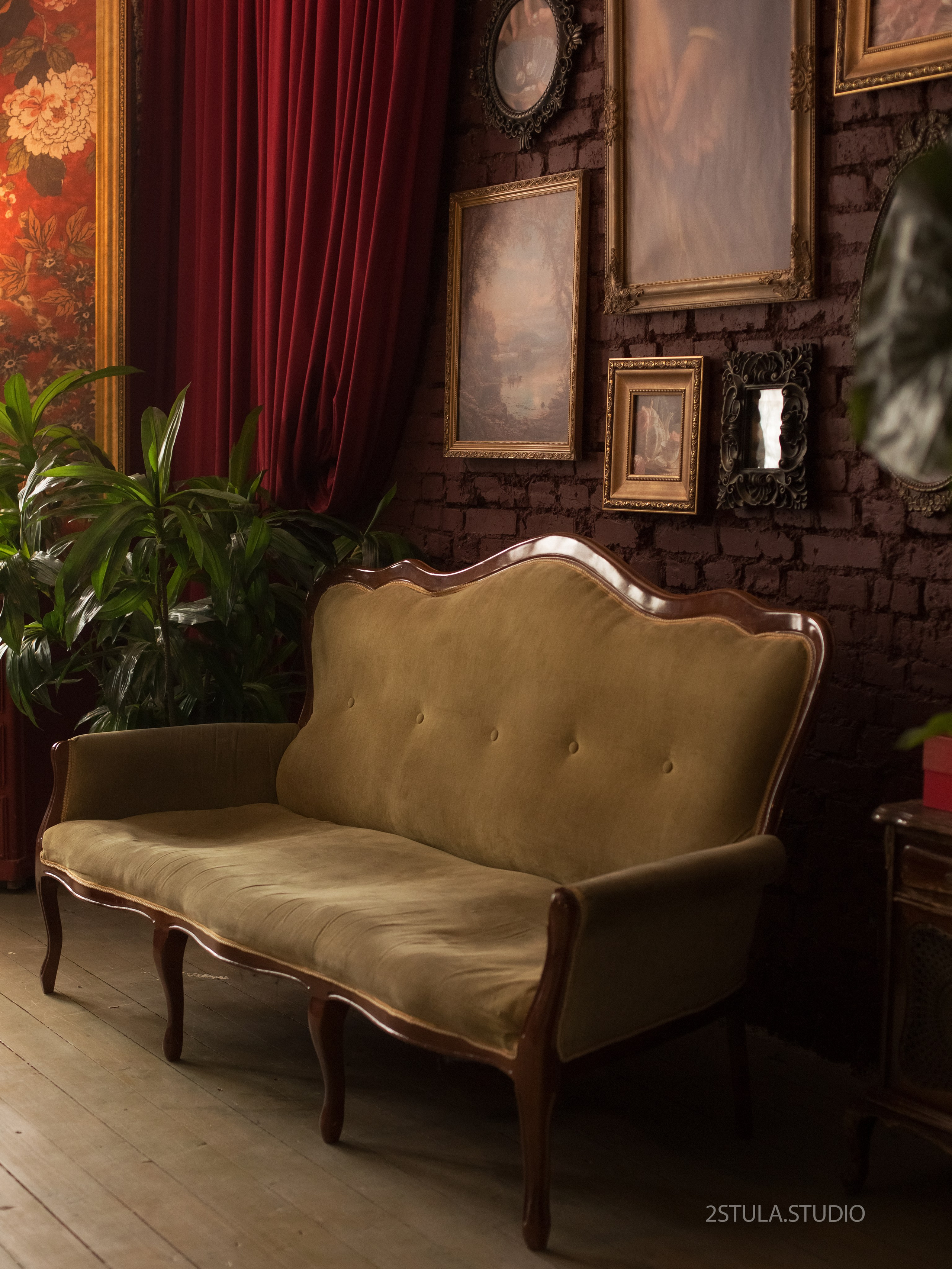 Будуар на Макатаева 127/3. Фотостудия Алматы — 2 Stula.Studio | Аренда залов