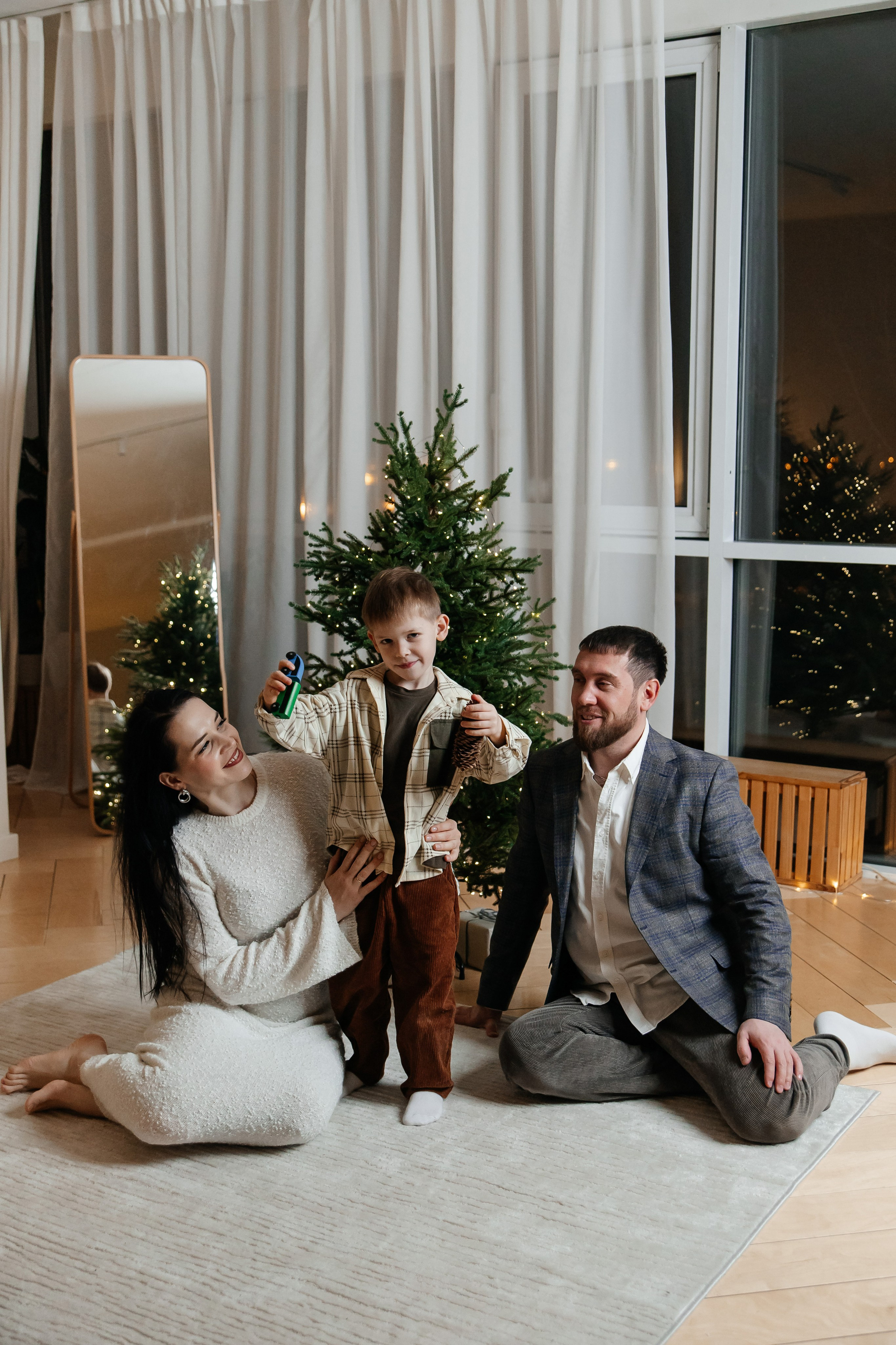 Новогодняя семейная фотосессия в студии. Свадебный, семейный фотограф, контент съёмка. Екатеринбург. Елена Граф