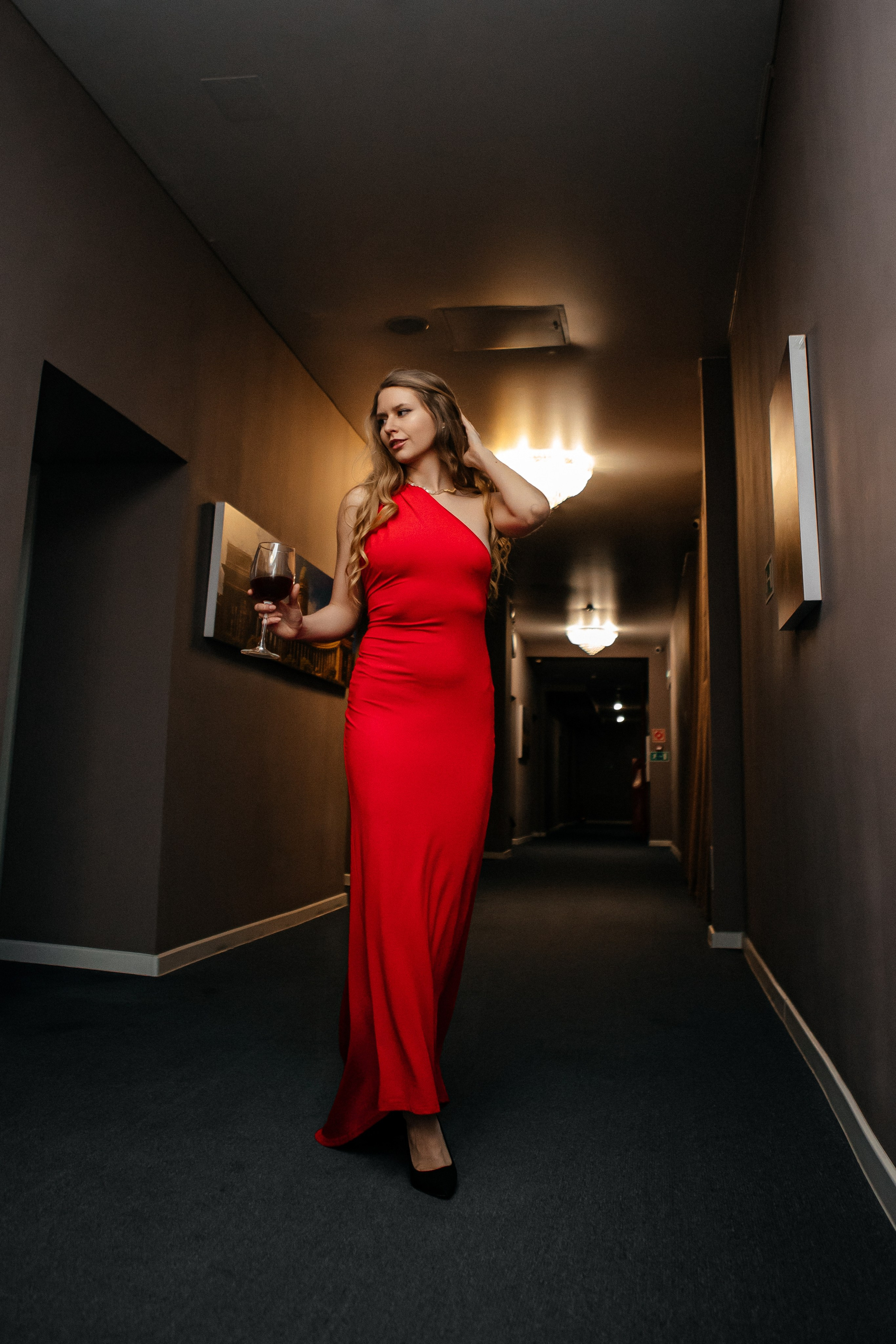 Анастасия в отеле Kempf. Elena Sova — семейный и женский фотограф в Санкт-Петербурге