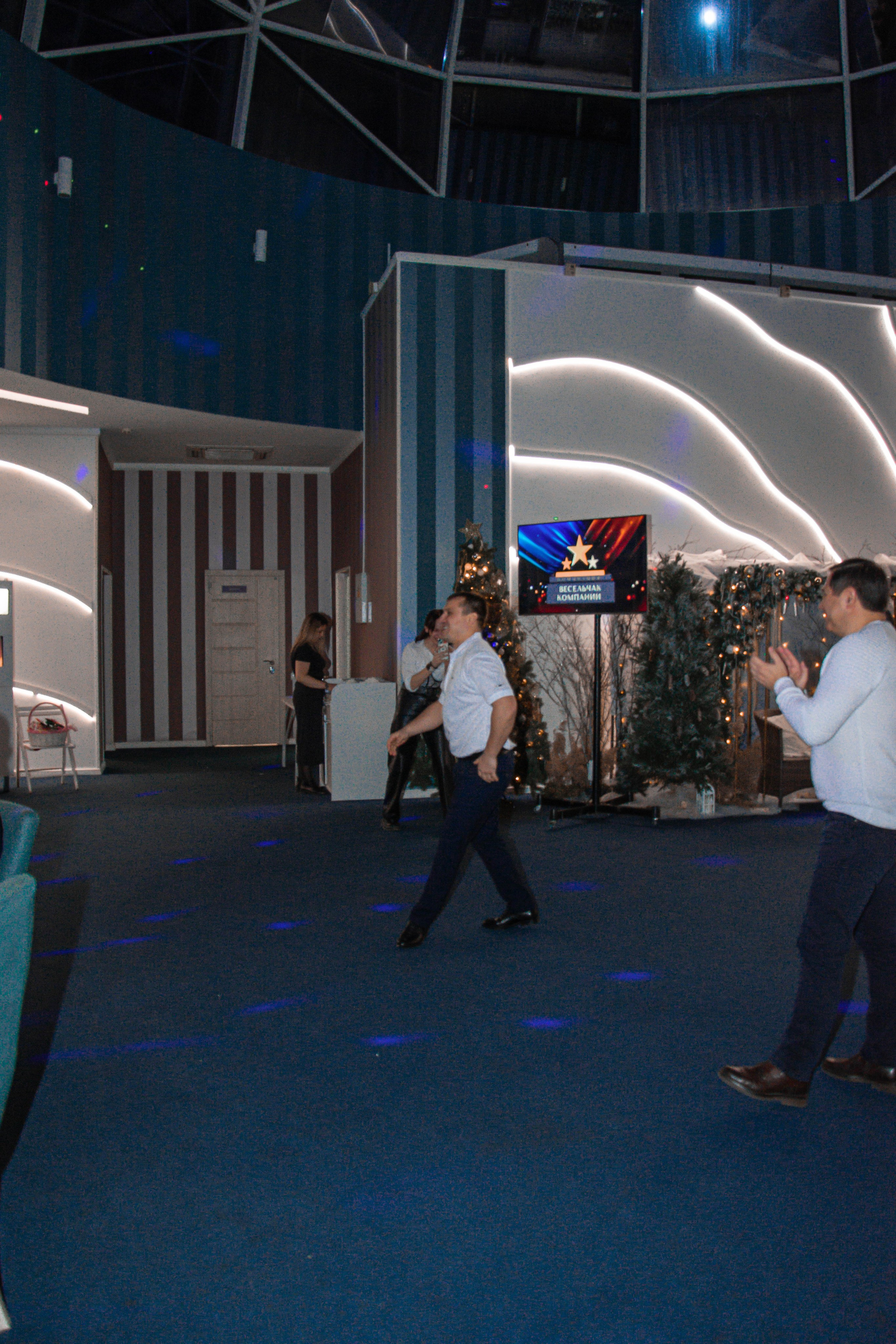 Корпоратив. Женский фотограф в Людиново и Киров