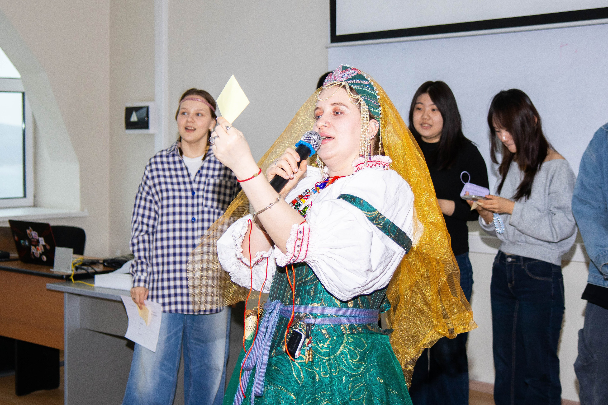 Русская культура 06.03. Репортажный фотограф во Владивостоке Анастасия Кострова