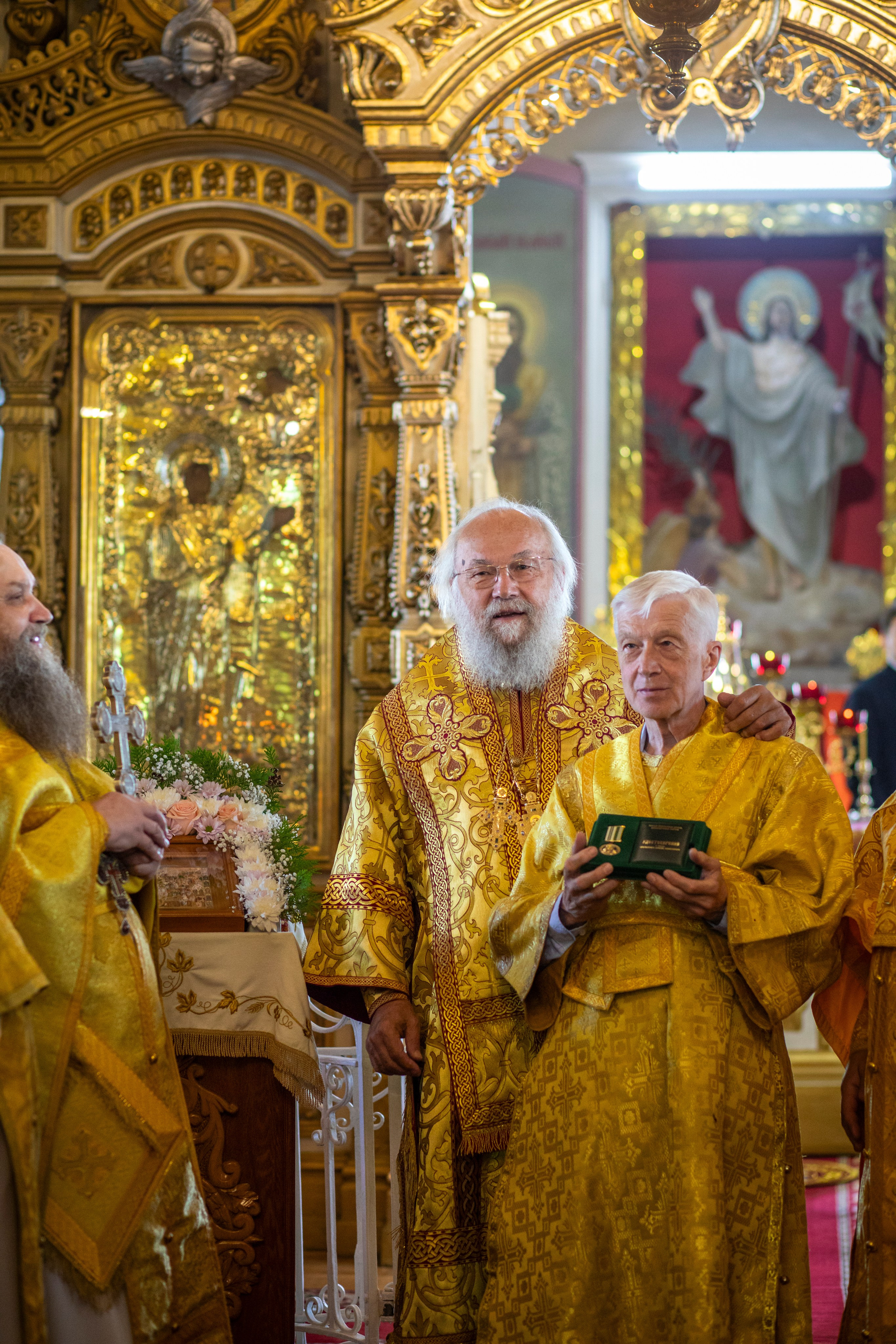 Служба епископа Александровского и Юрьев-Польского Иннокентия. Арт- фотограф Москва