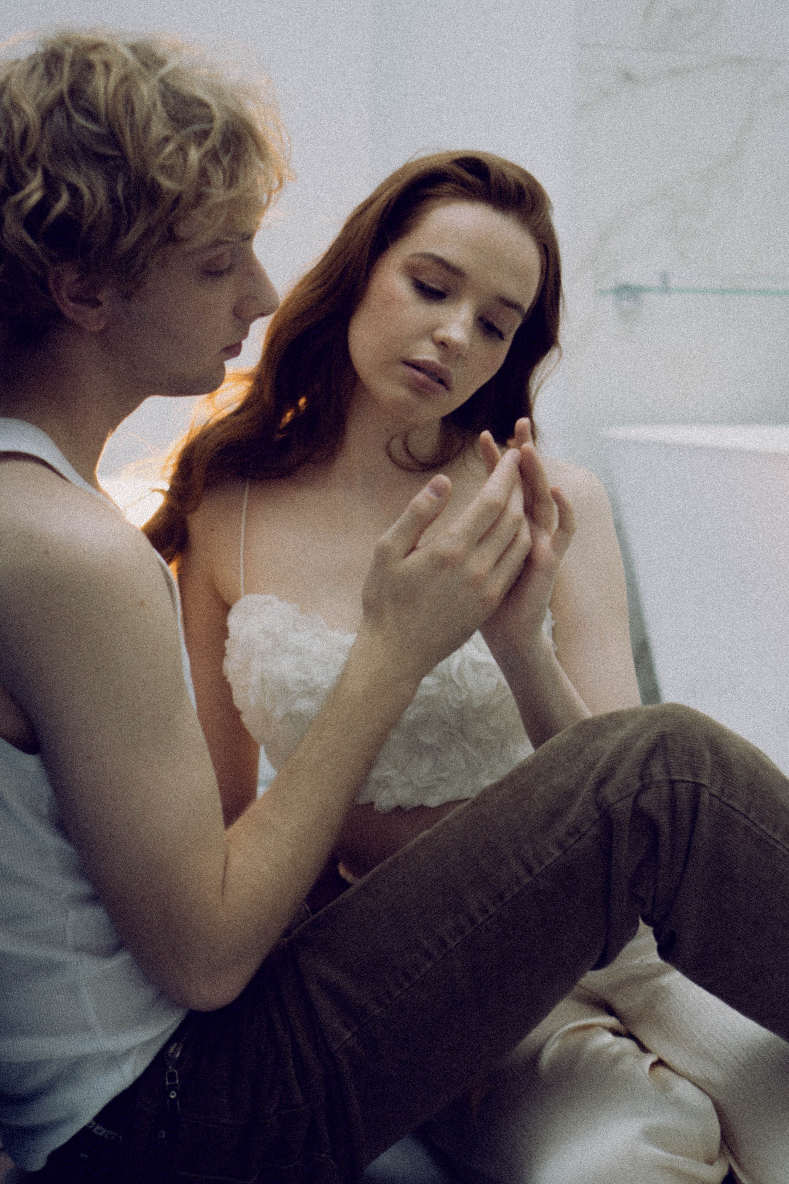 СВАДЕБНАЯ СЬЕМКА В ОТЕЛЕ. СБОРЫ ЖЕНИХА И НЕВЕСТЫ И ТАКЖЕ ТОР И ПОДГОТОВКА К ПРОГУЛКЕ. Профессиональный фотограф, Санкт-Петербург — Виктория Богомолова