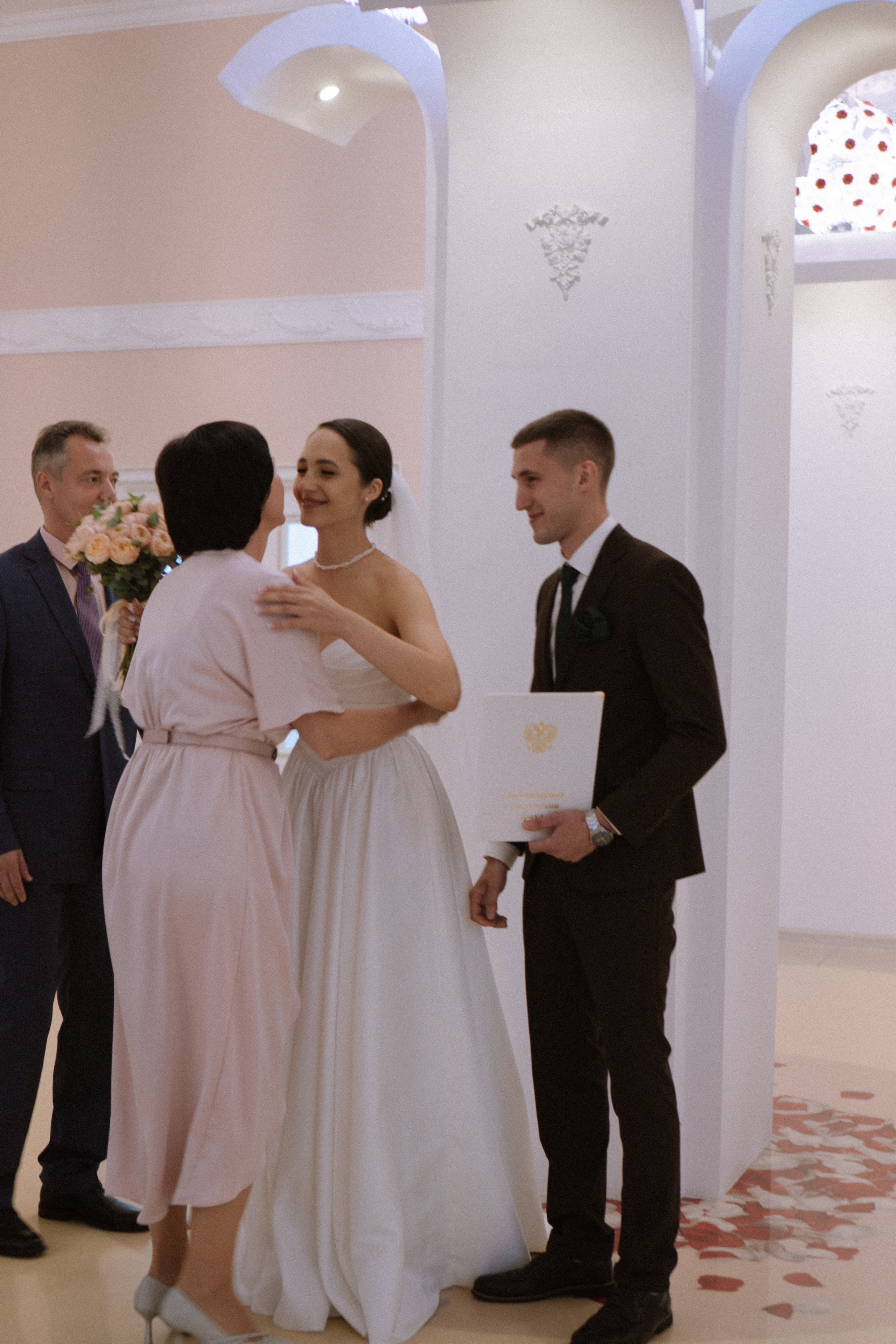 ЗАГС И ПРОГУЛКА 2 ЧАСА. Профессиональный фотограф, Санкт-Петербург — Виктория Богомолова