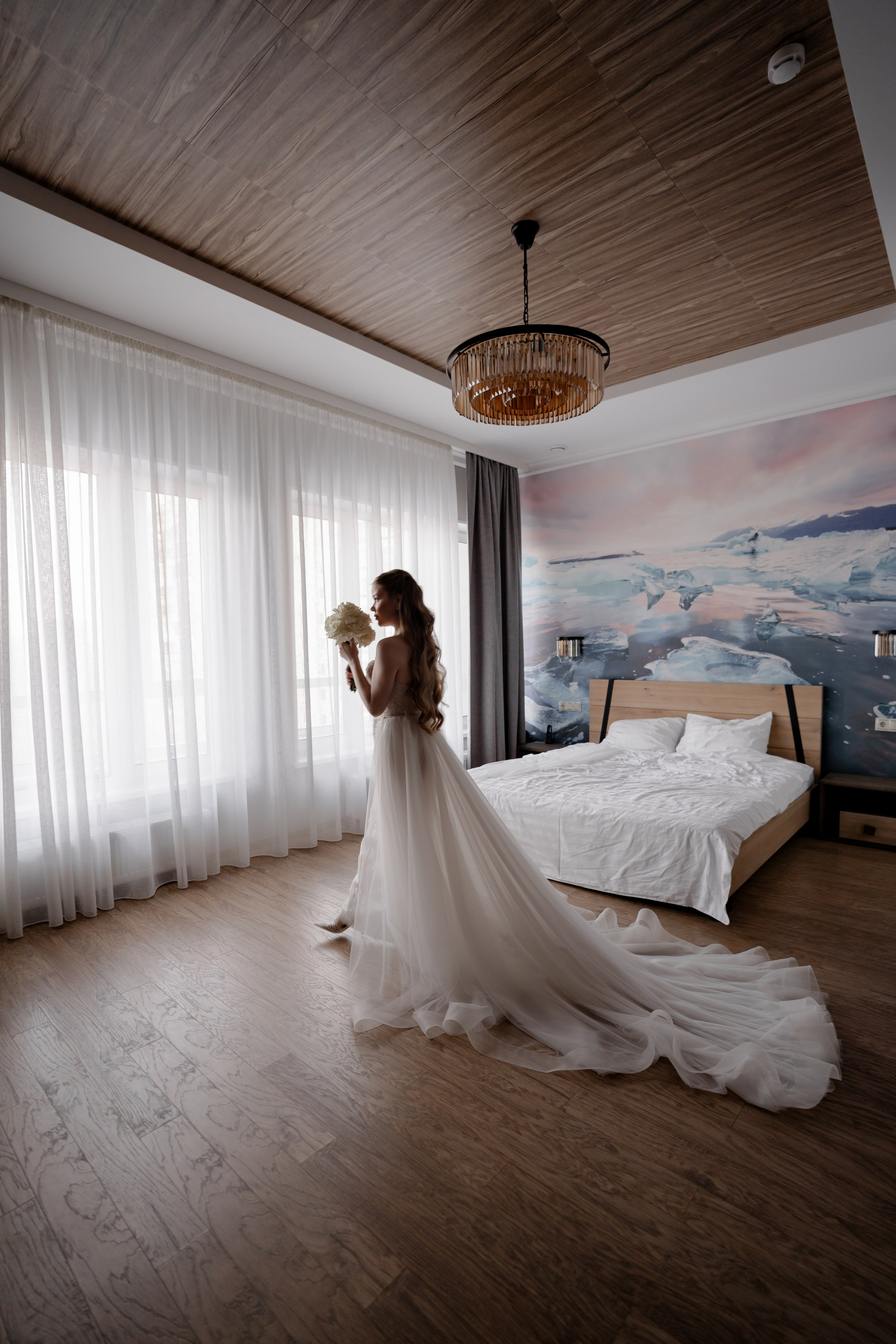 СВАДЕБНАЯ СЬЕМКА СБОРОВ В ОТЕЛЕ И ВЫЕЗД НА ЦЕРЕМОНИЮ (СНЯТО В СИБИРЕ В НИЖНЕВАРТОВСКЕ)М. Профессиональный фотограф, Санкт-Петербург — Виктория Богомолова