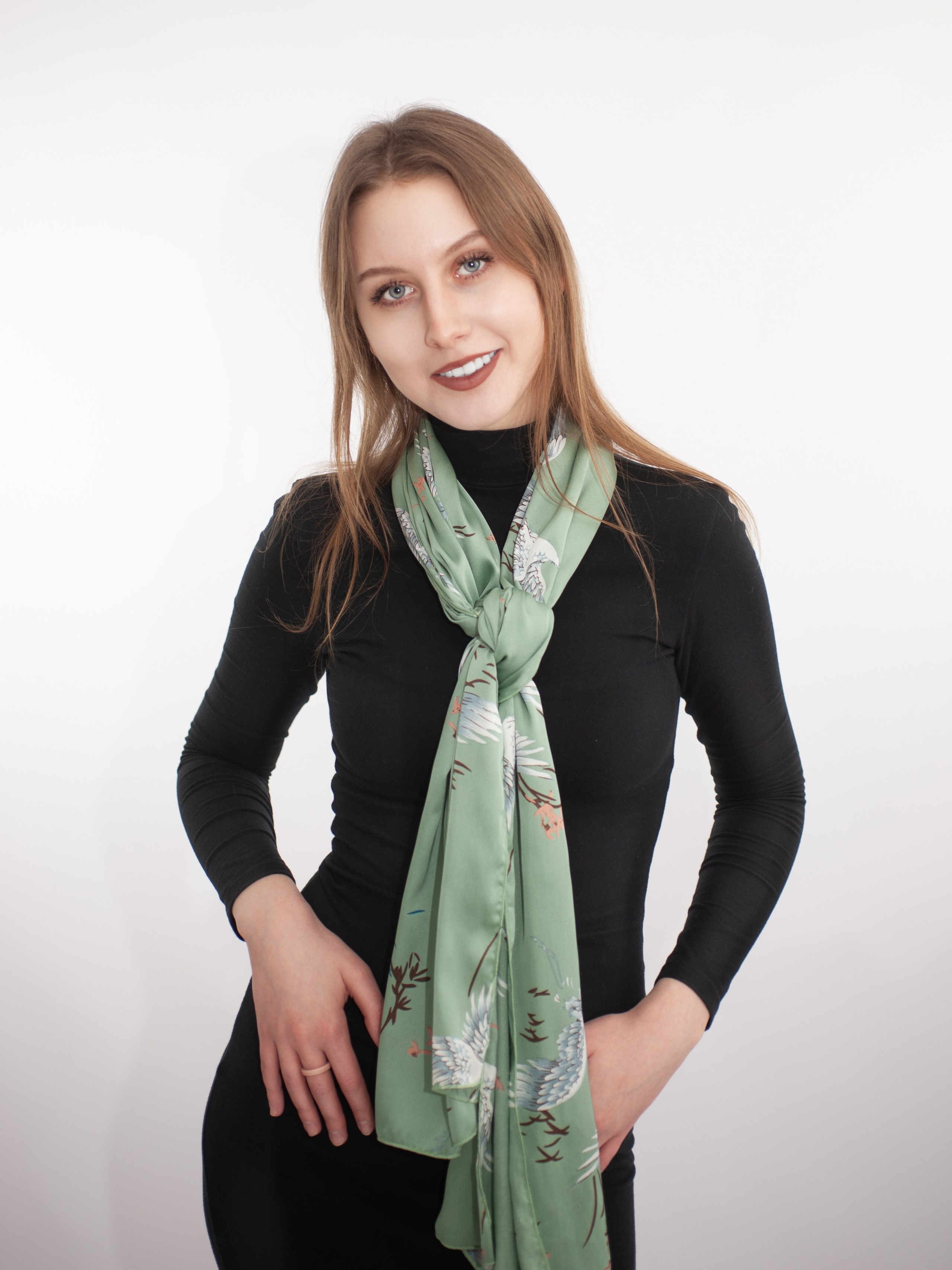 Фото на моделях. Предметный фотограф для маркетплейсов в Раменском