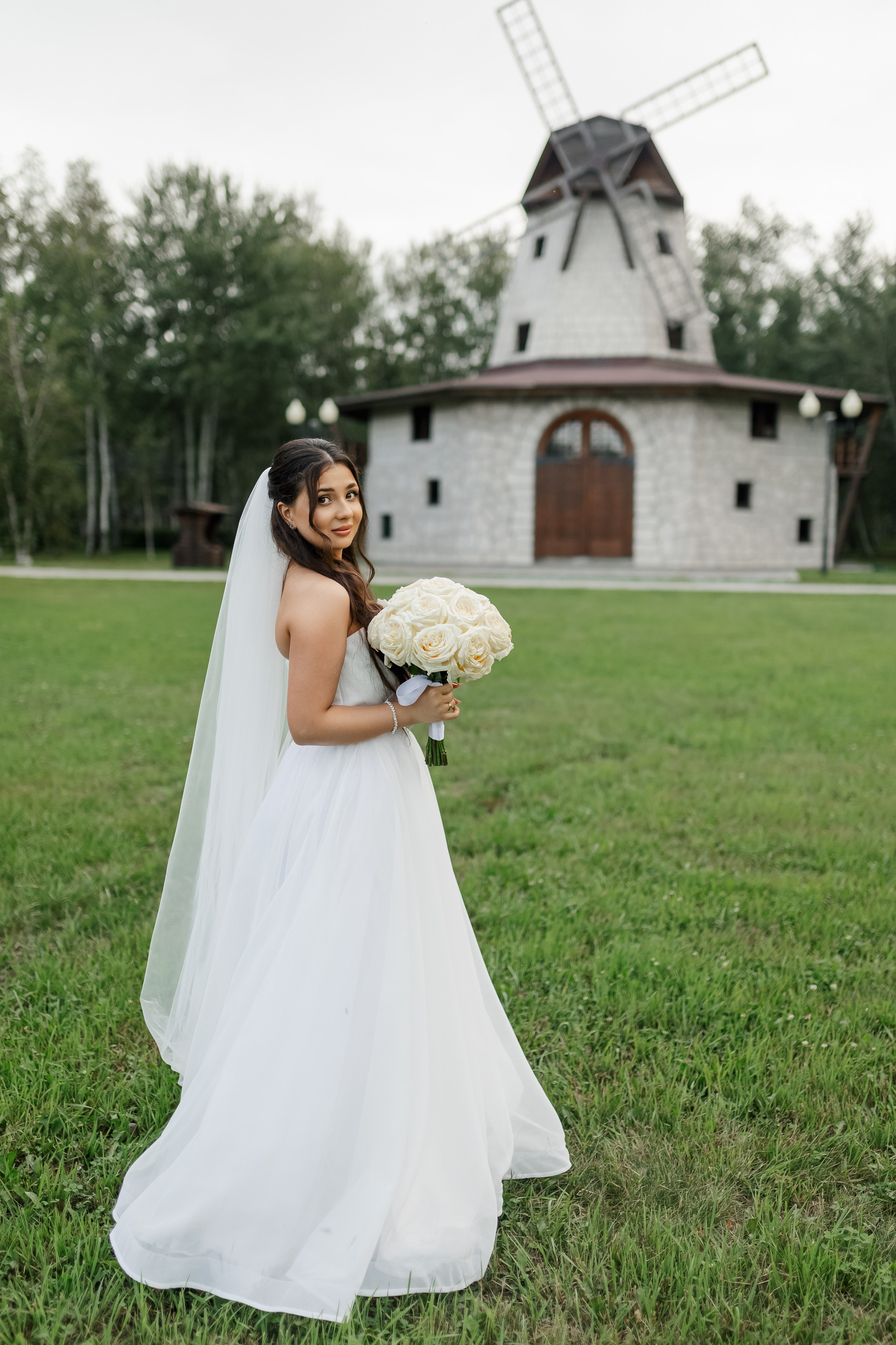 Илья и Александра. Sopka. Выездная на мельнице. Свадебный фотограф в Хабаровске