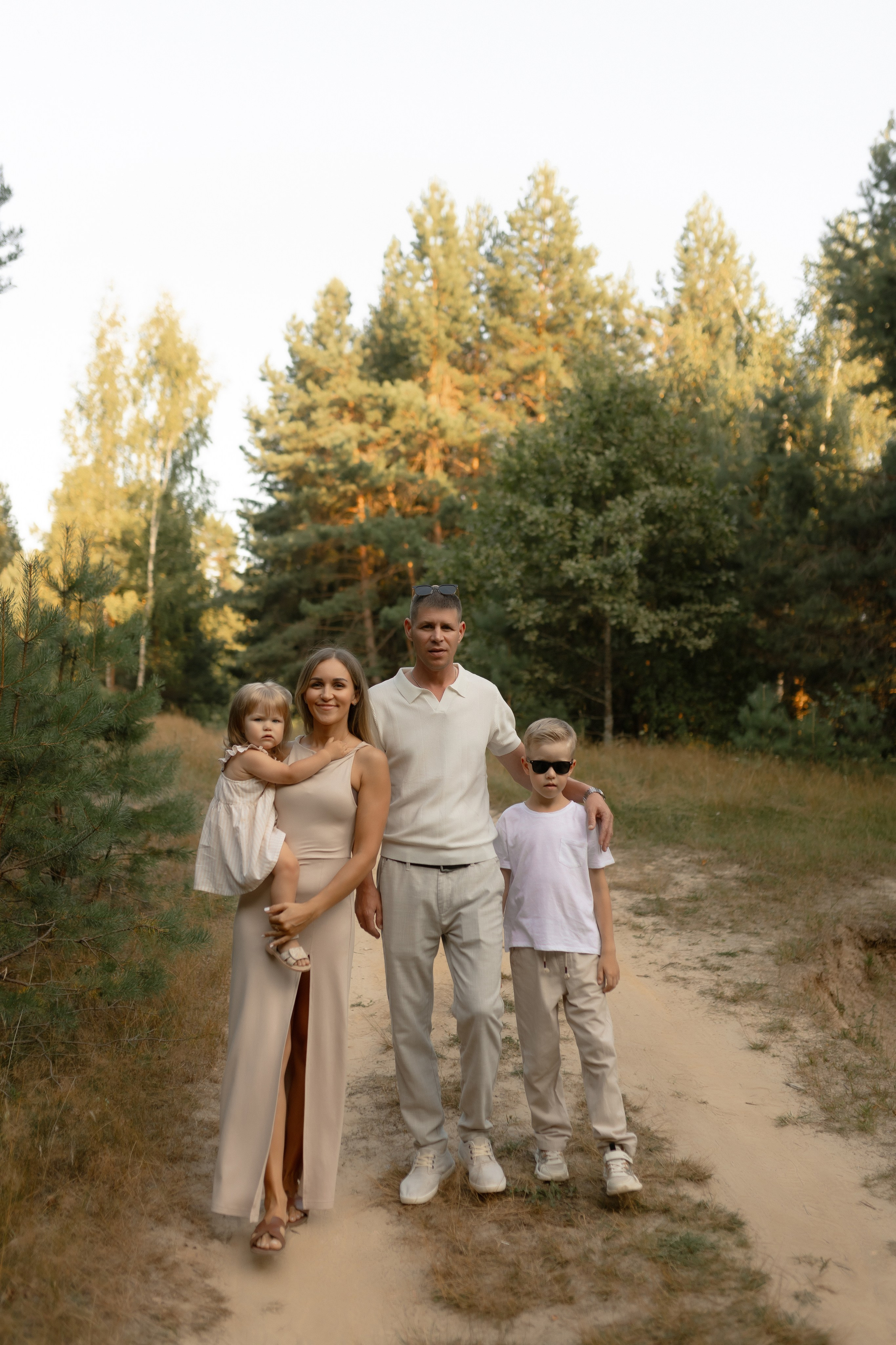 Алексей, Мария, Ваня и Варя. Фотограф Татьяна Семенова