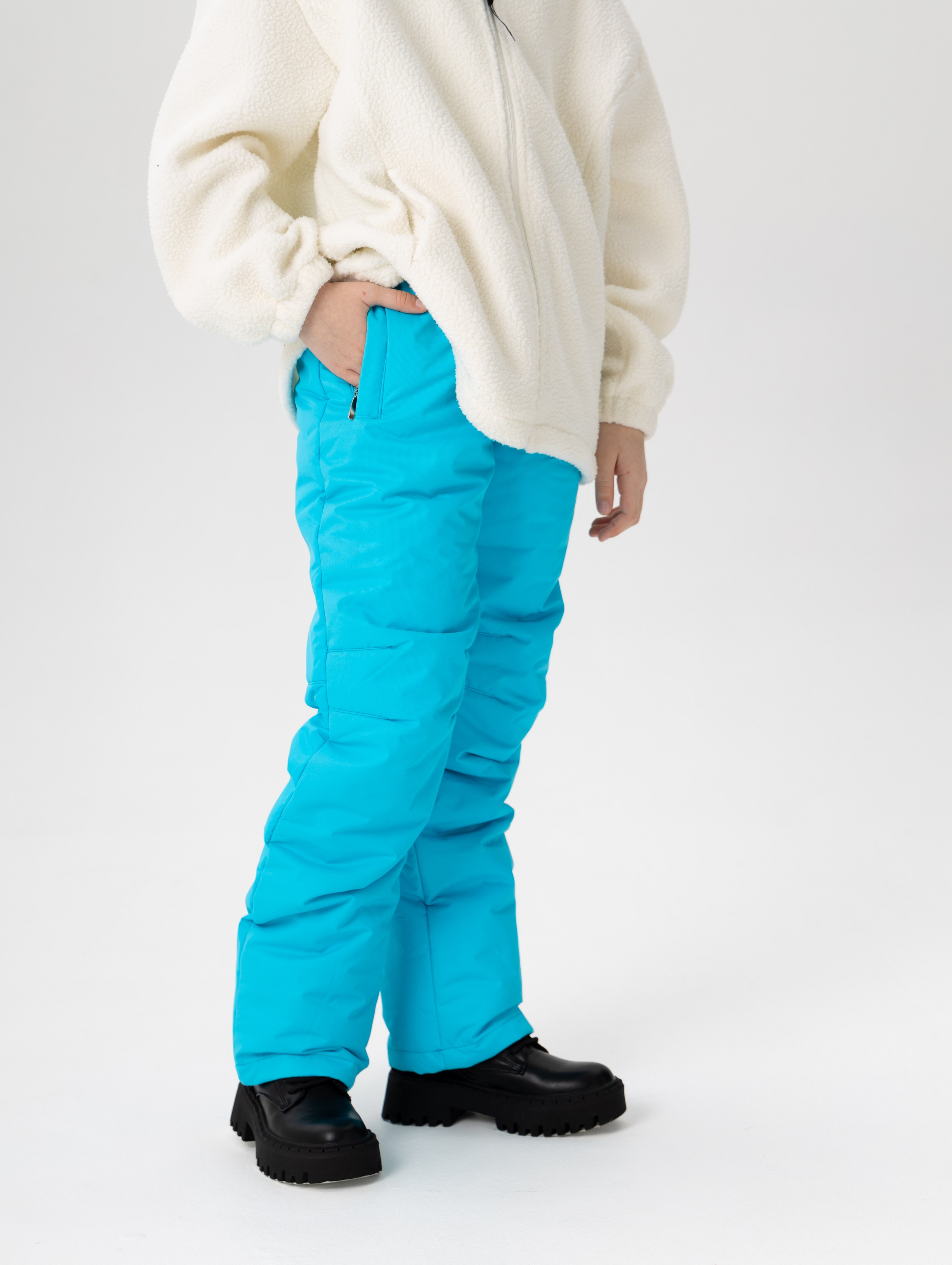 Каталожная съемка детской одежды для маркетплейса. Фотограф в Новосибирске Анна Полторацкая