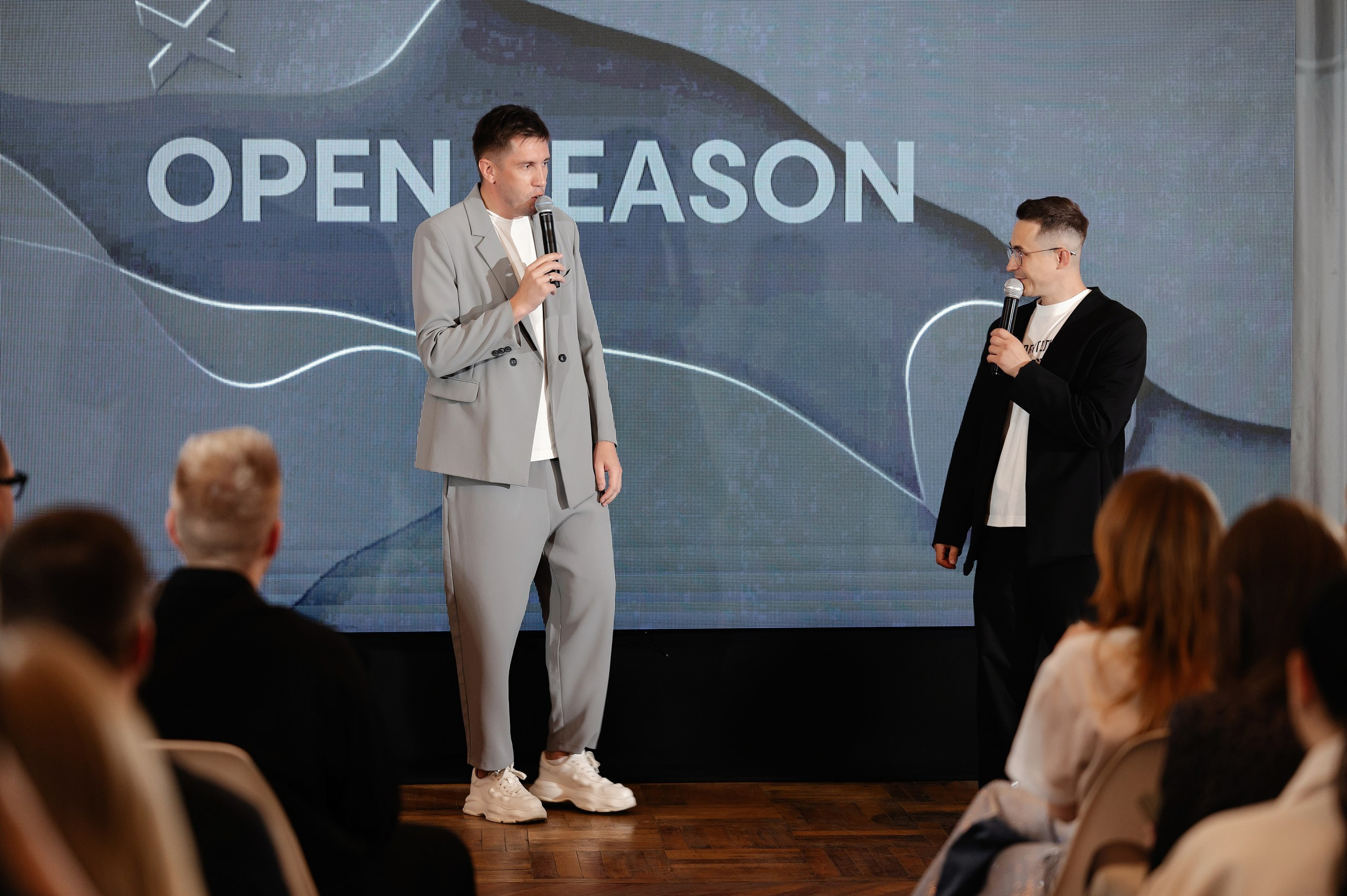 Ведущий Вячеслав Тиманов