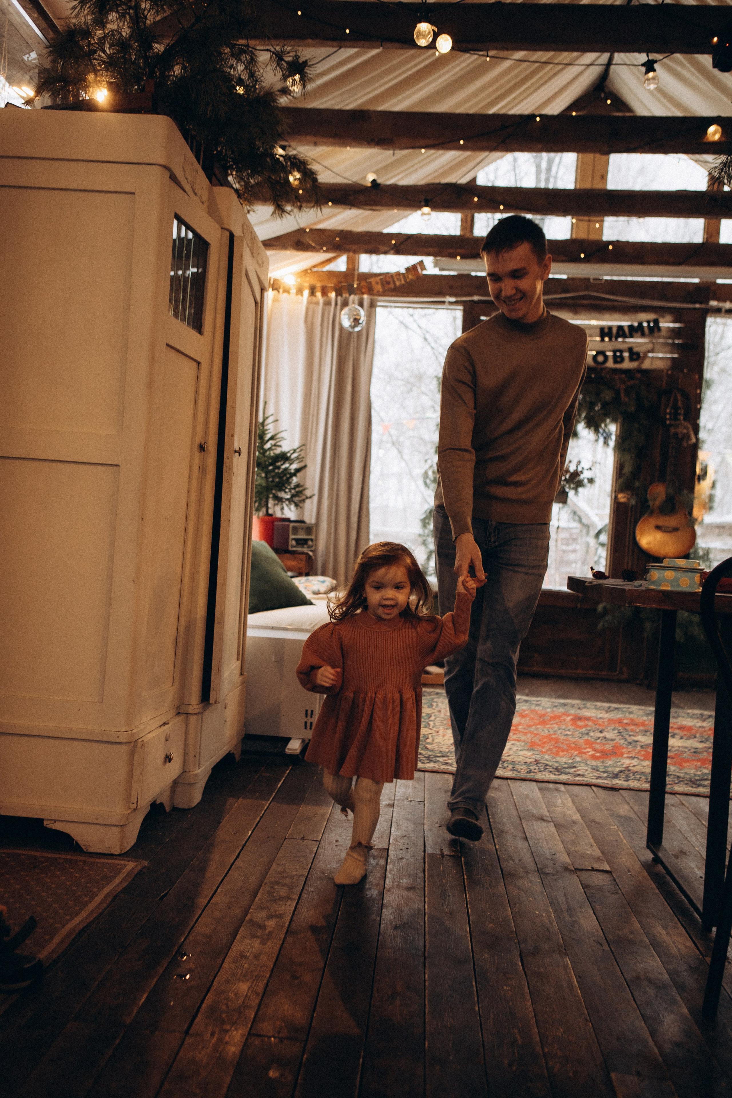 Леша, Ксюша, Мирон, Оливия и Тася