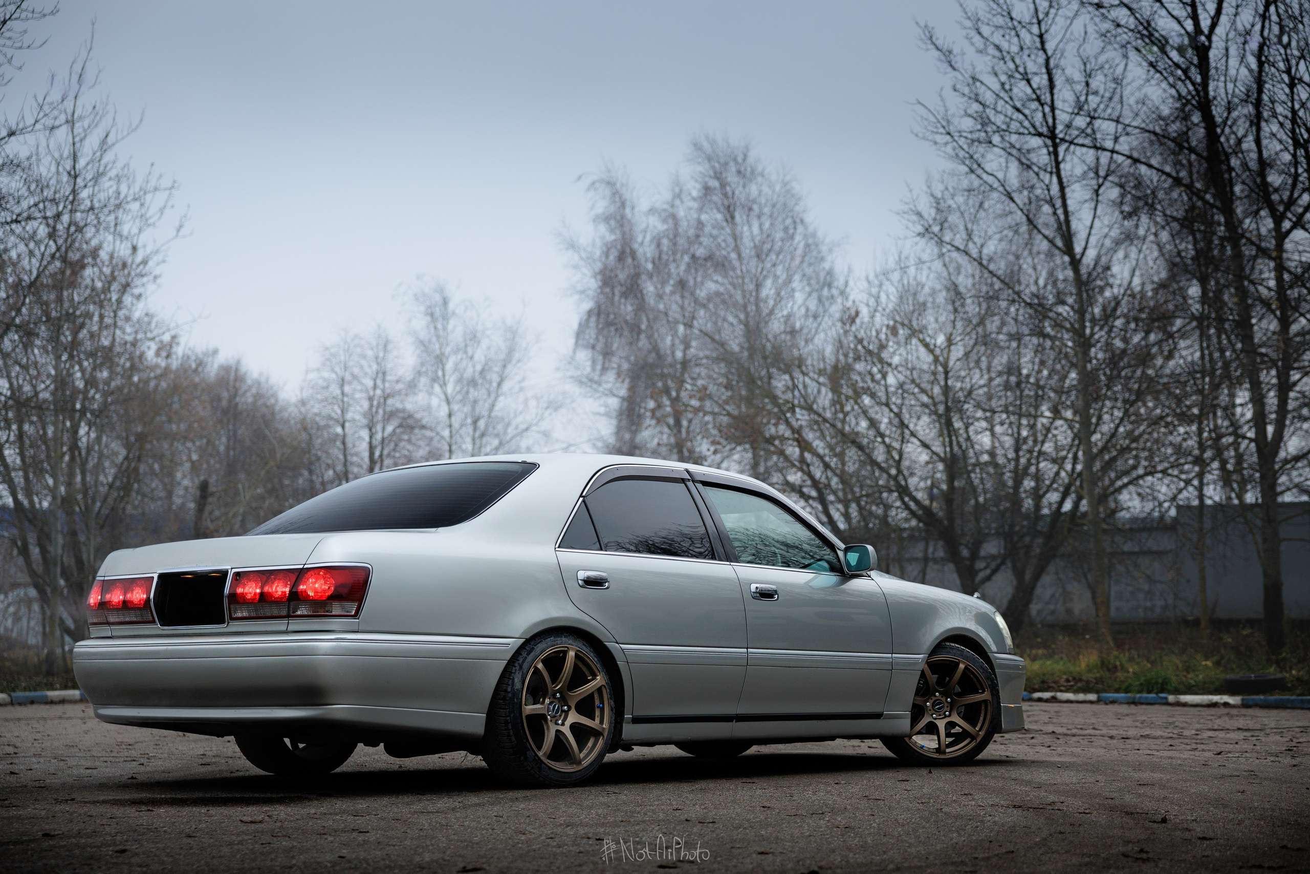 Фотосессия Toyota Crown. #NotAiPhoto — автомобильный фотограф