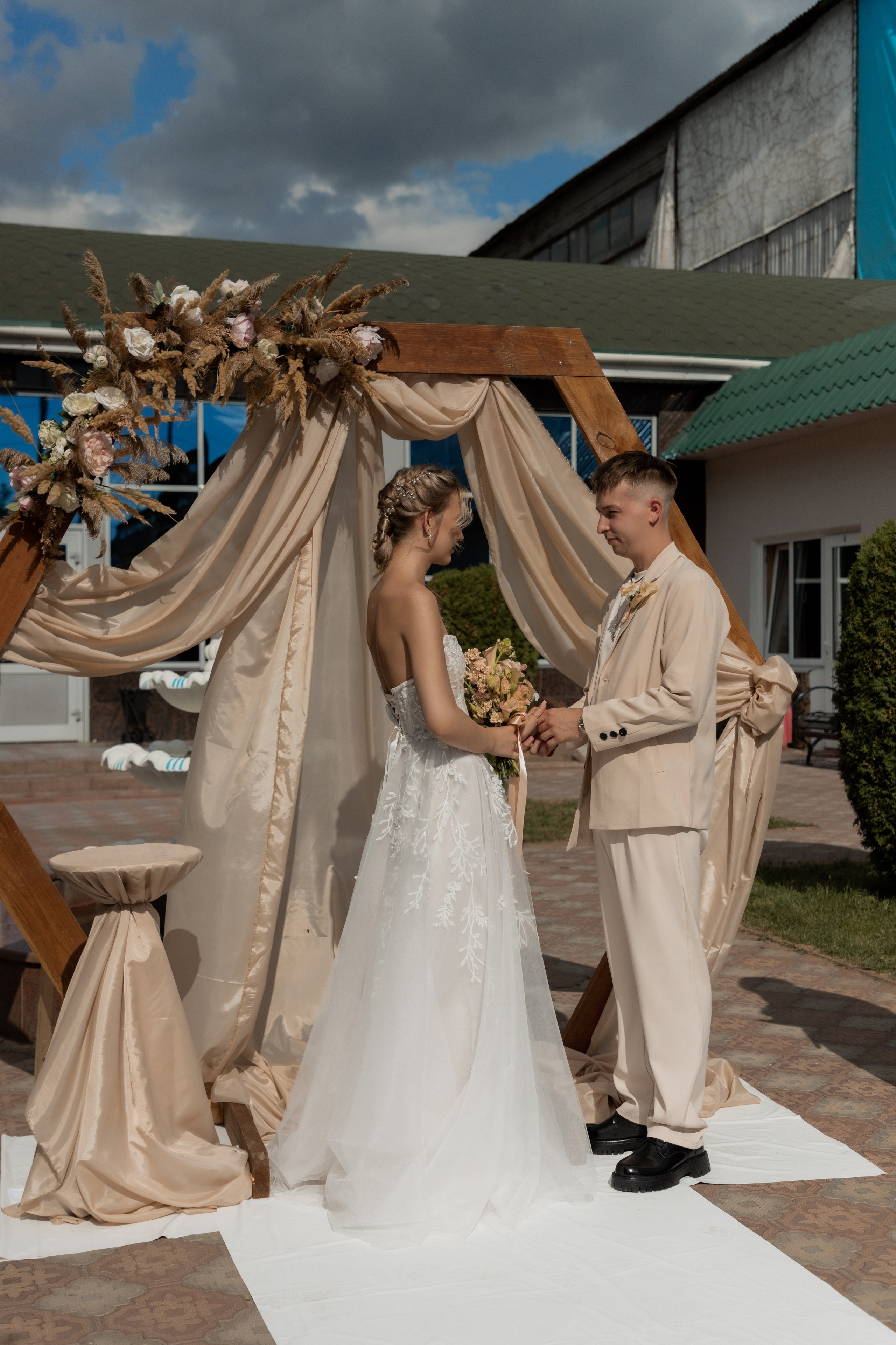 Роман и Александра (банкет). Свадебный фотограф Ангелина Сунгатулина | Саратов | Балаково | Вольск