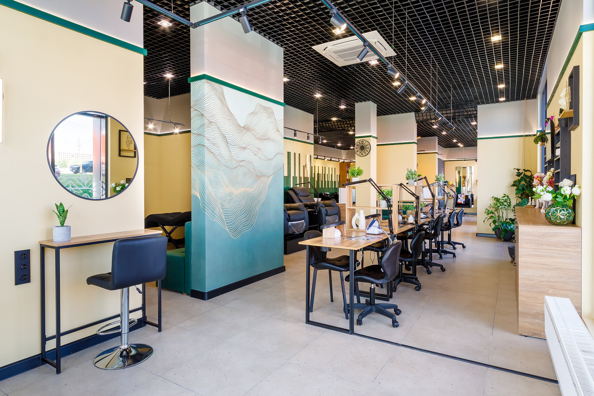 Салон красоты ЯНИТА Пенза — интерьерная съемка рабочей зоны | Фотограф R2 Studio