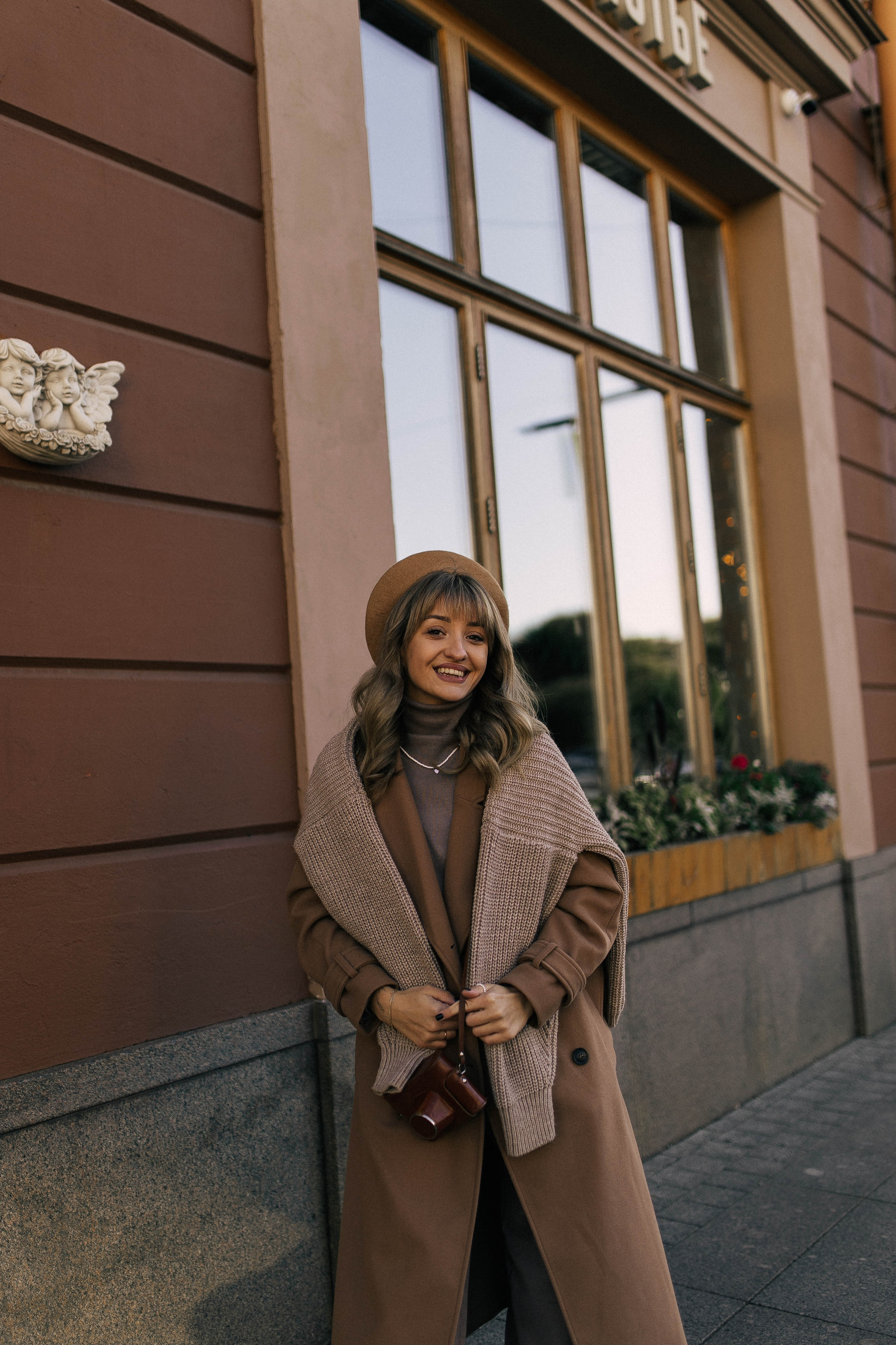 Оленька Гладченко. Главная