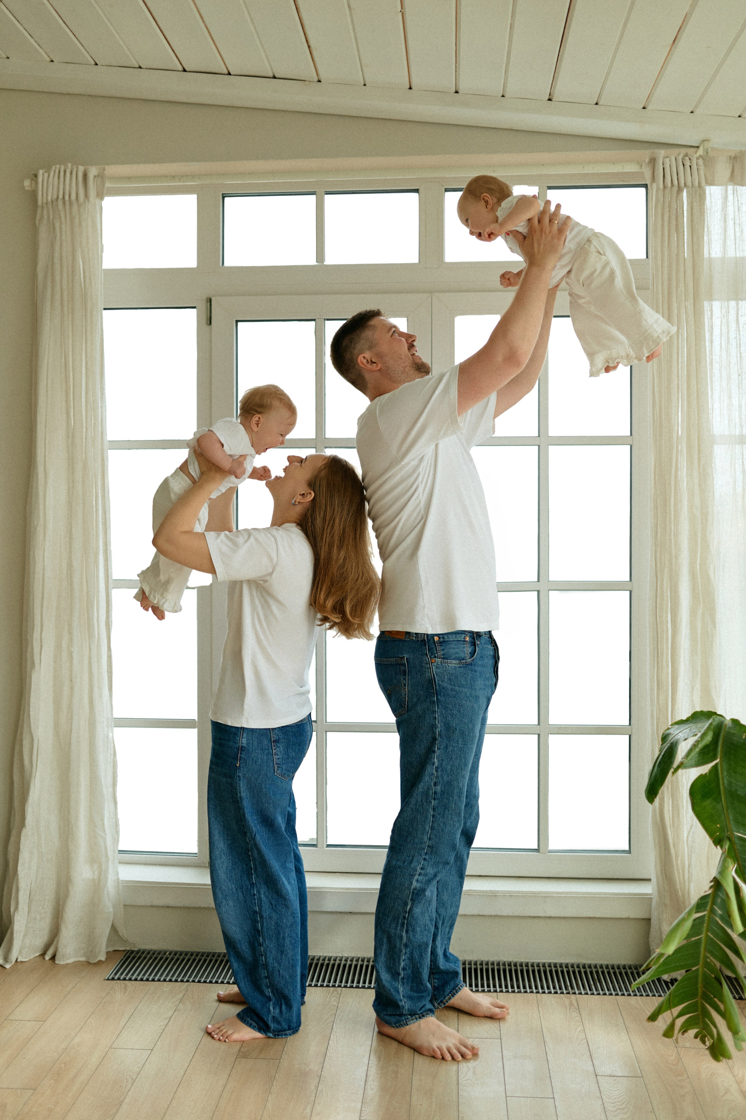 Близняшки. Сестры Карабаза. Фотографы и ретушеры в Москве и Санкт-Петербурге