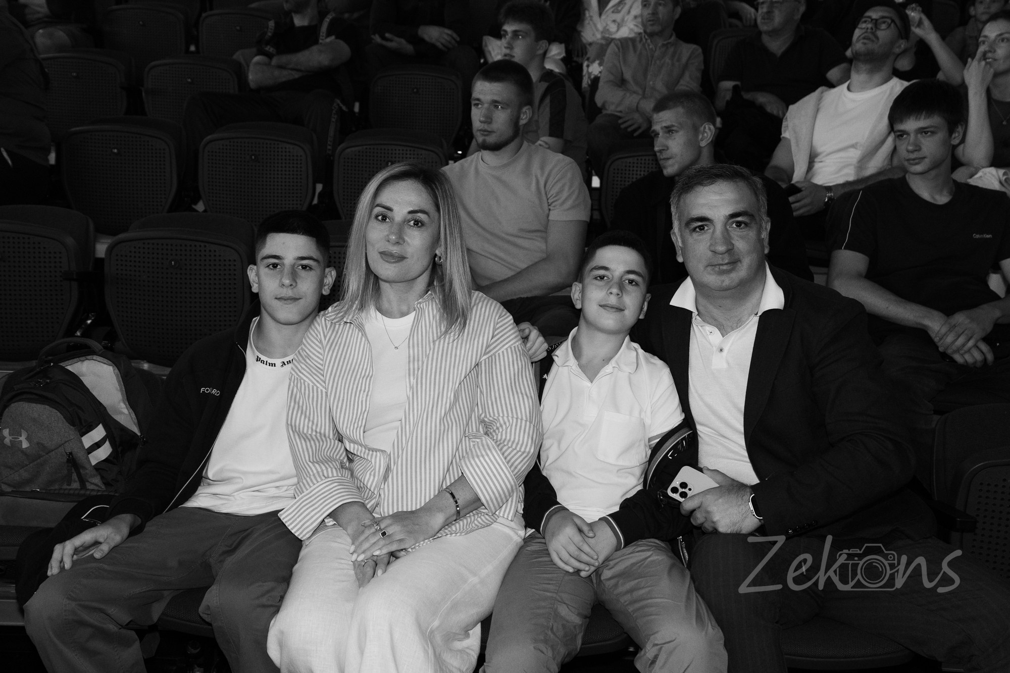 Чемпионат России по вольной борьбе 2025 (Москва). Zekons. Фото, видео, нейросети