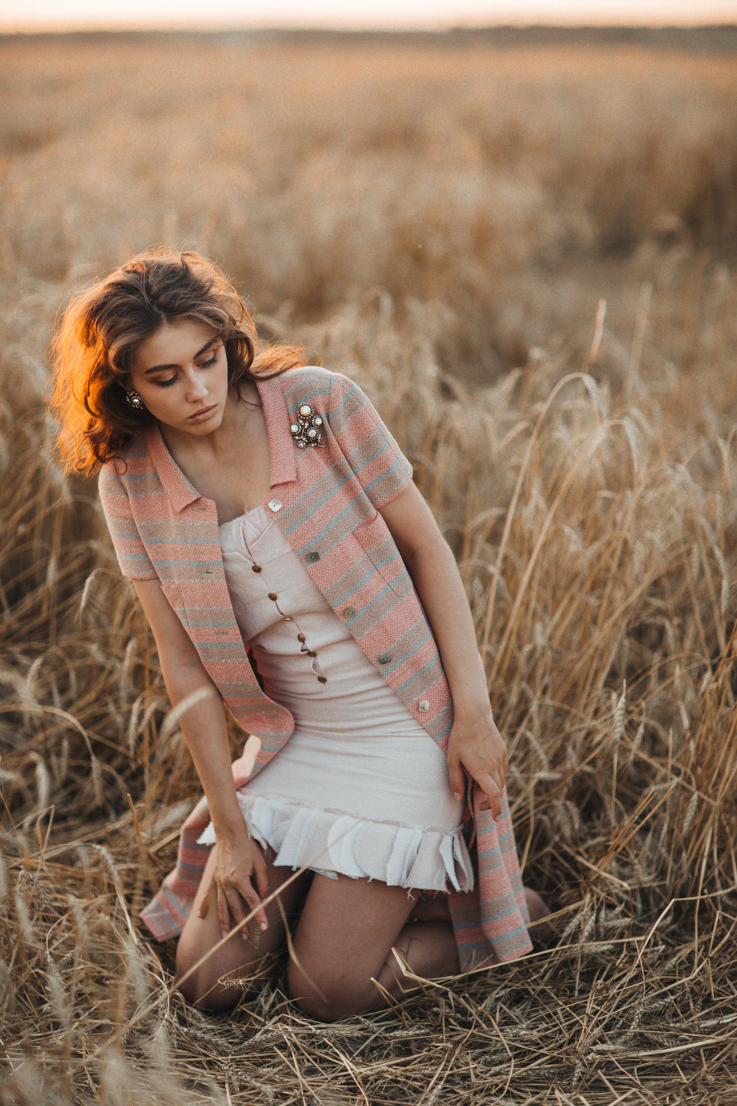 Фотосессия в пшенице для бренда Vintage Dream. Фотограф и видеограф Анна Домашенко