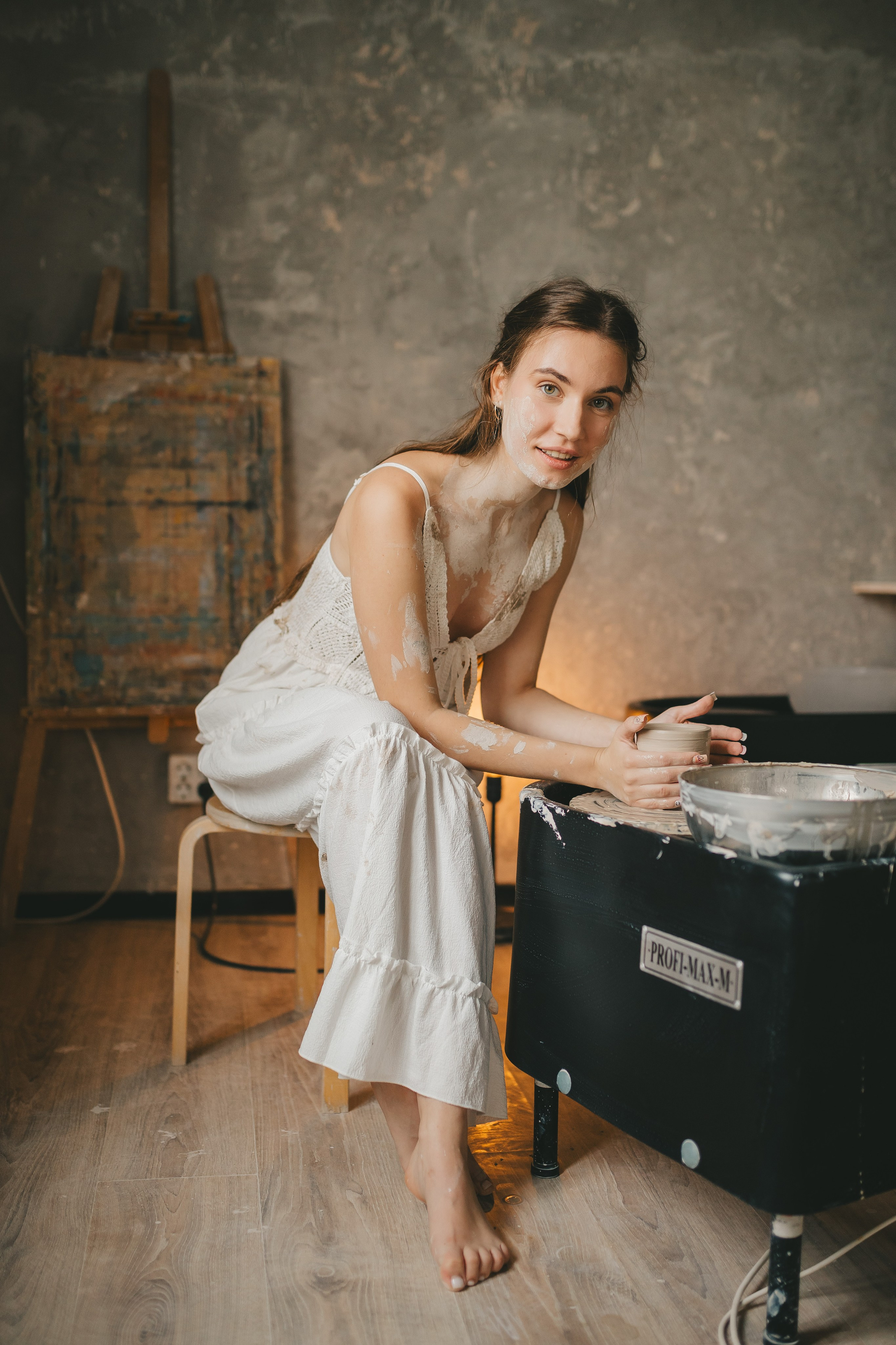 Дима и Даша в гончарной мастерской. Семейный lifestyle фотограф в Санкт-Петербурге Людмила Пахомова