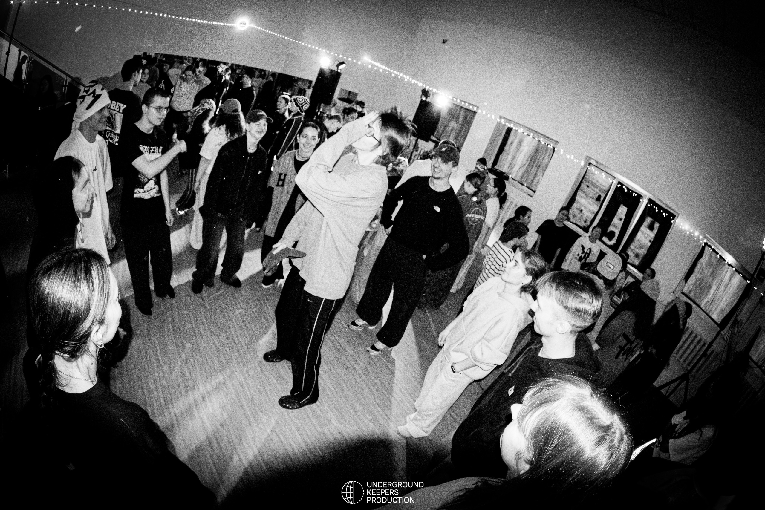 LORDS JAM 18/10 (@youlovebu). Соня бу тебя сфоткала