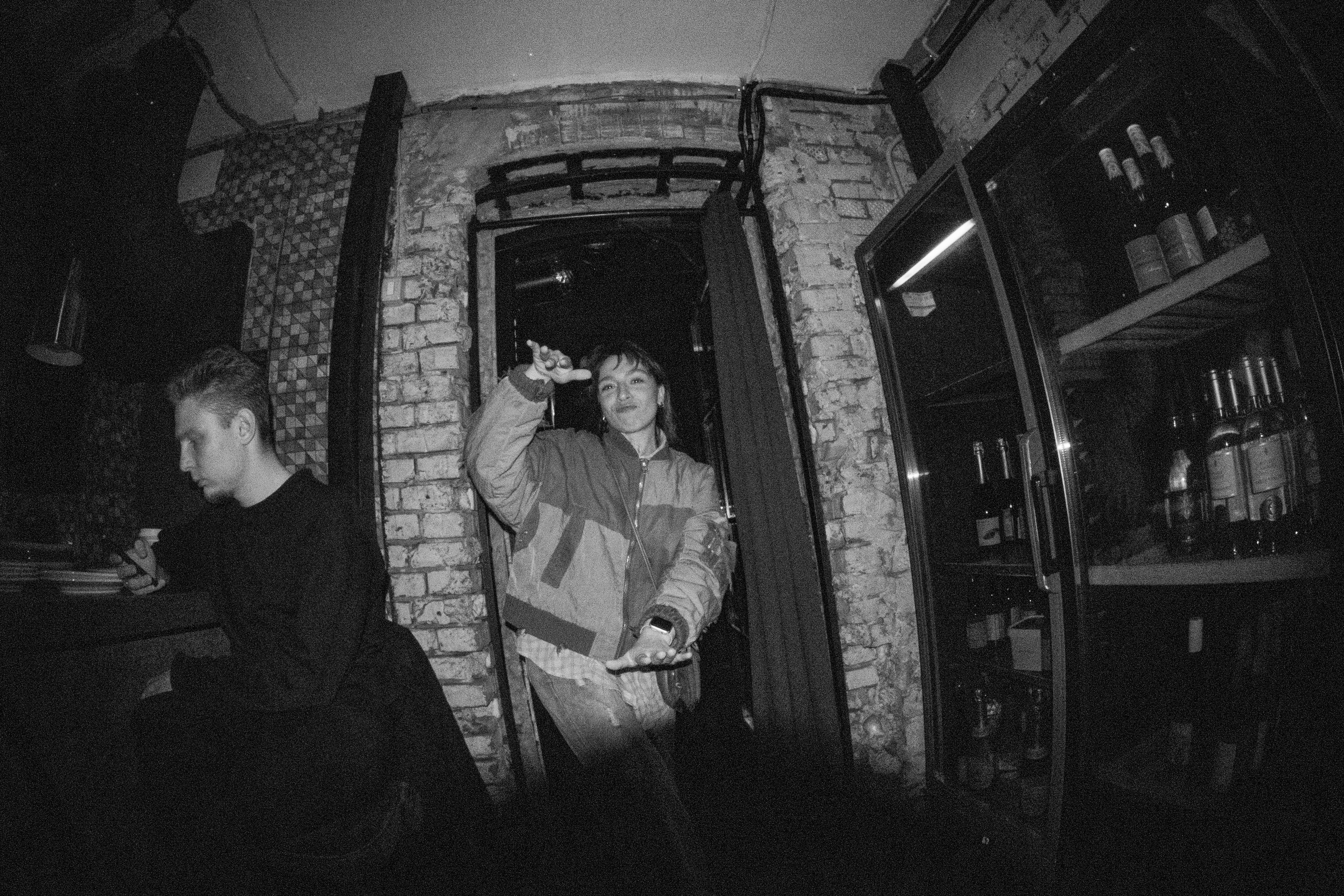 TVORINAPARTY (@youlovebu). Соня бу тебя сфоткала