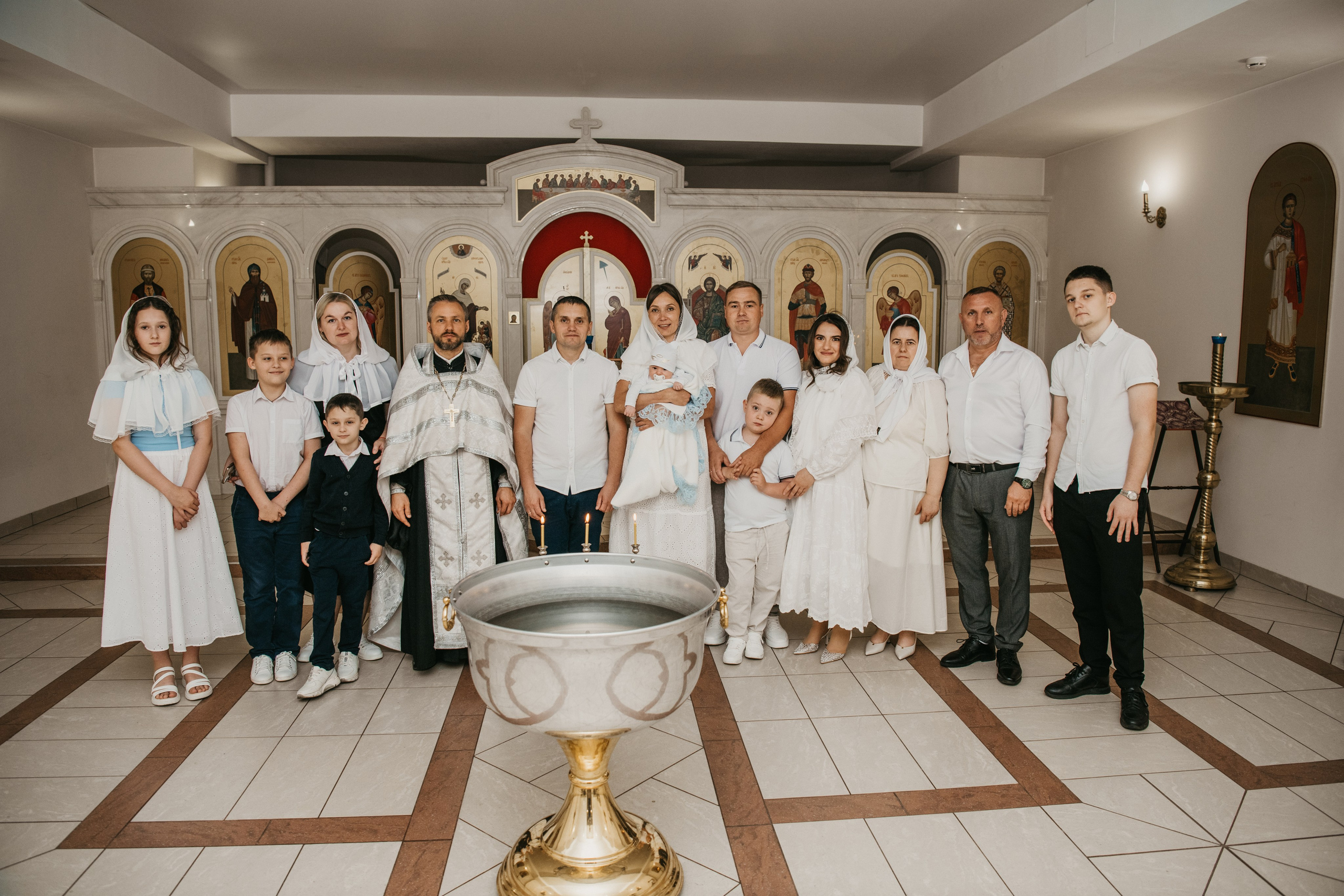Крещение Евгения. Фотограф на выписку из роддома в Москве и МО