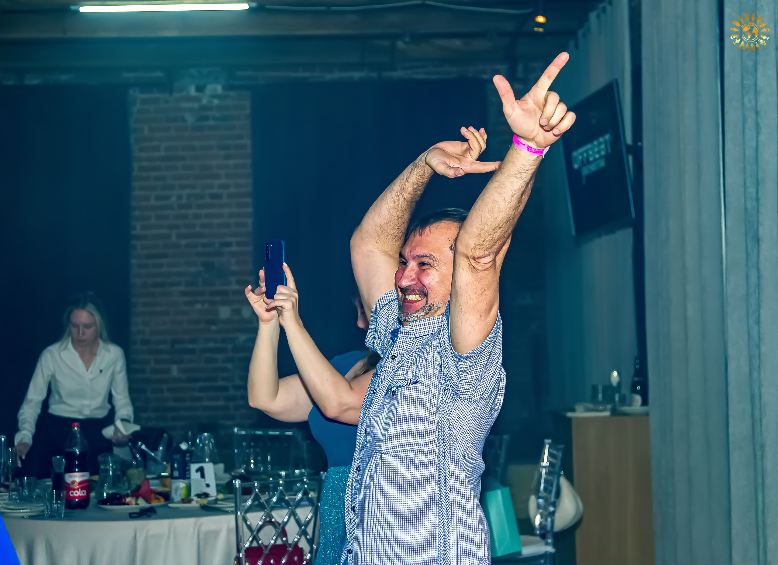 Выпускной 2023 (11-е классы) клуб «Джаггер», Москва. Репортажная съемка в Москве и области. Анималистика