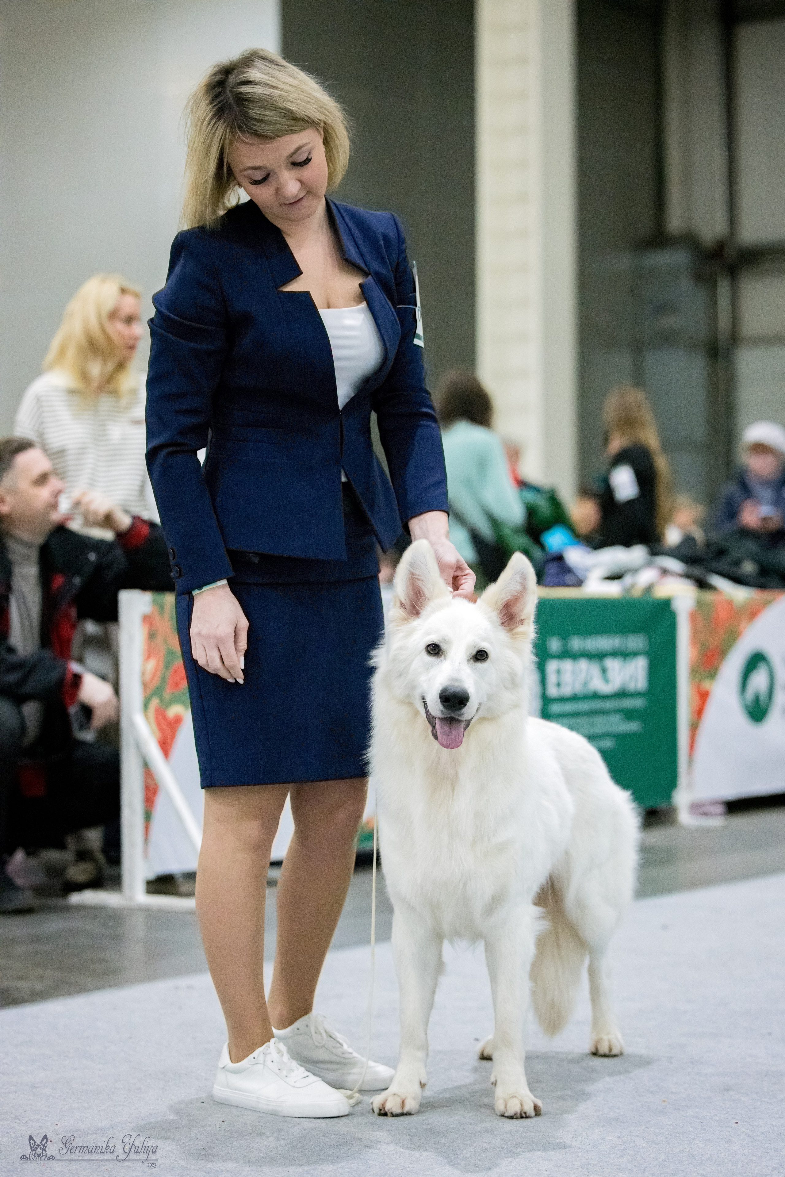 ЕВРАЗИЯ 18-19.11.2023. Фотограф-анималист Юлия Германика