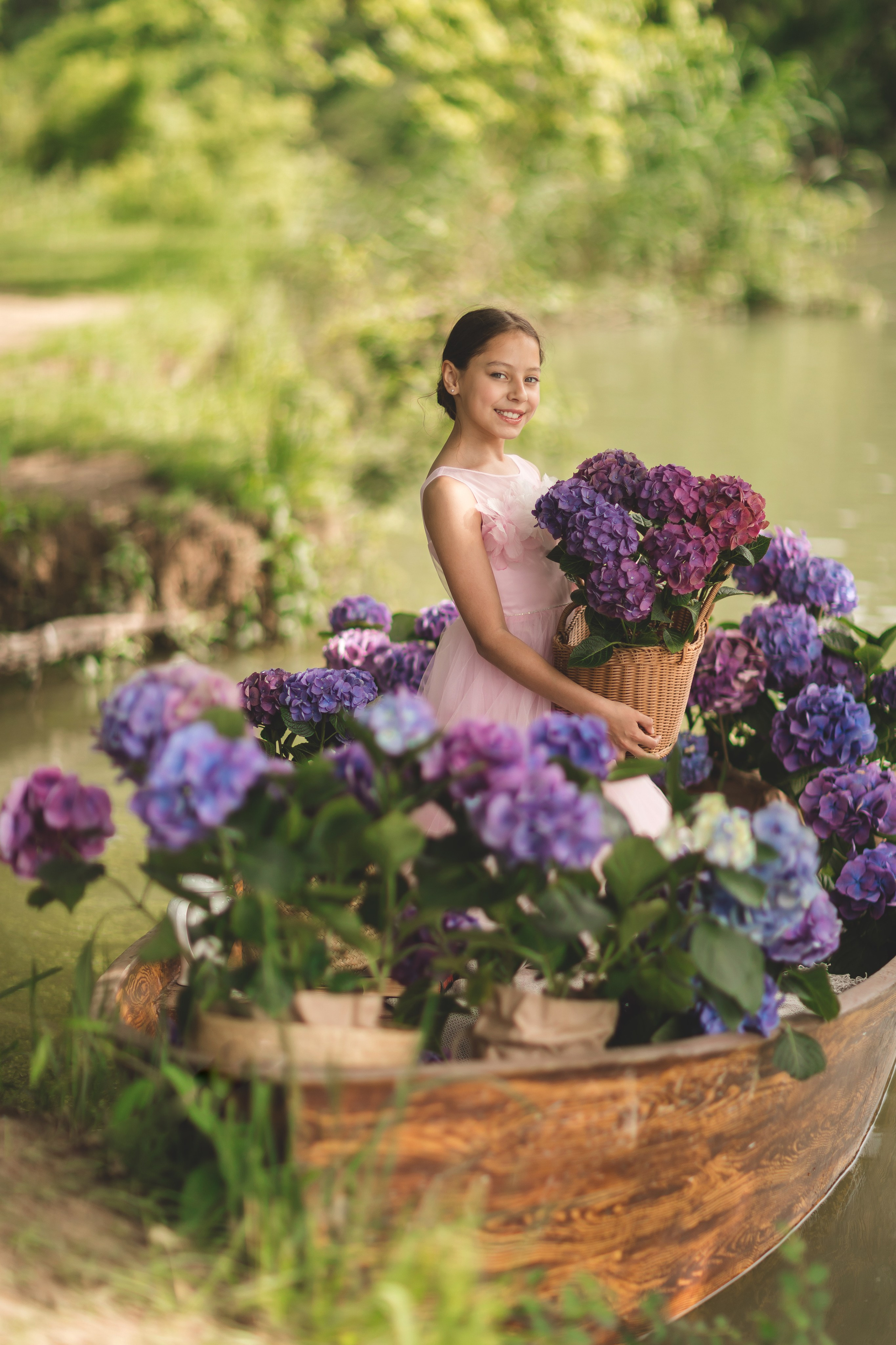 Лодка гортензия. Семейный и детский фотограф Краснодар Валерия Власенко