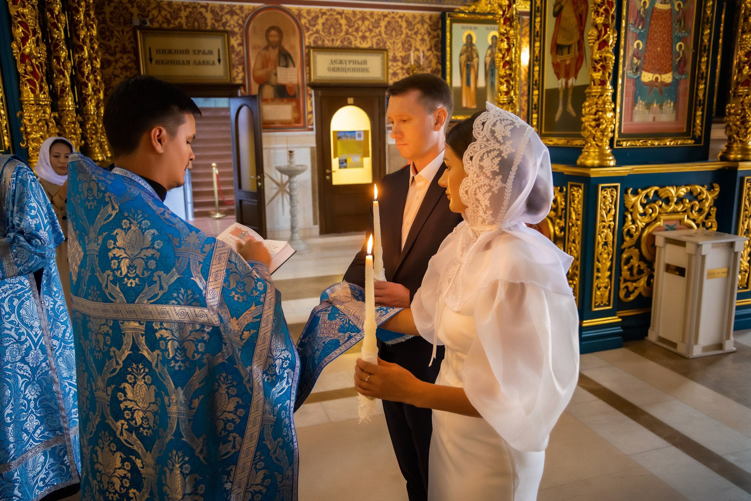 В Храме. Семейный и Свадебный фотограф в Астане Александр Астапов