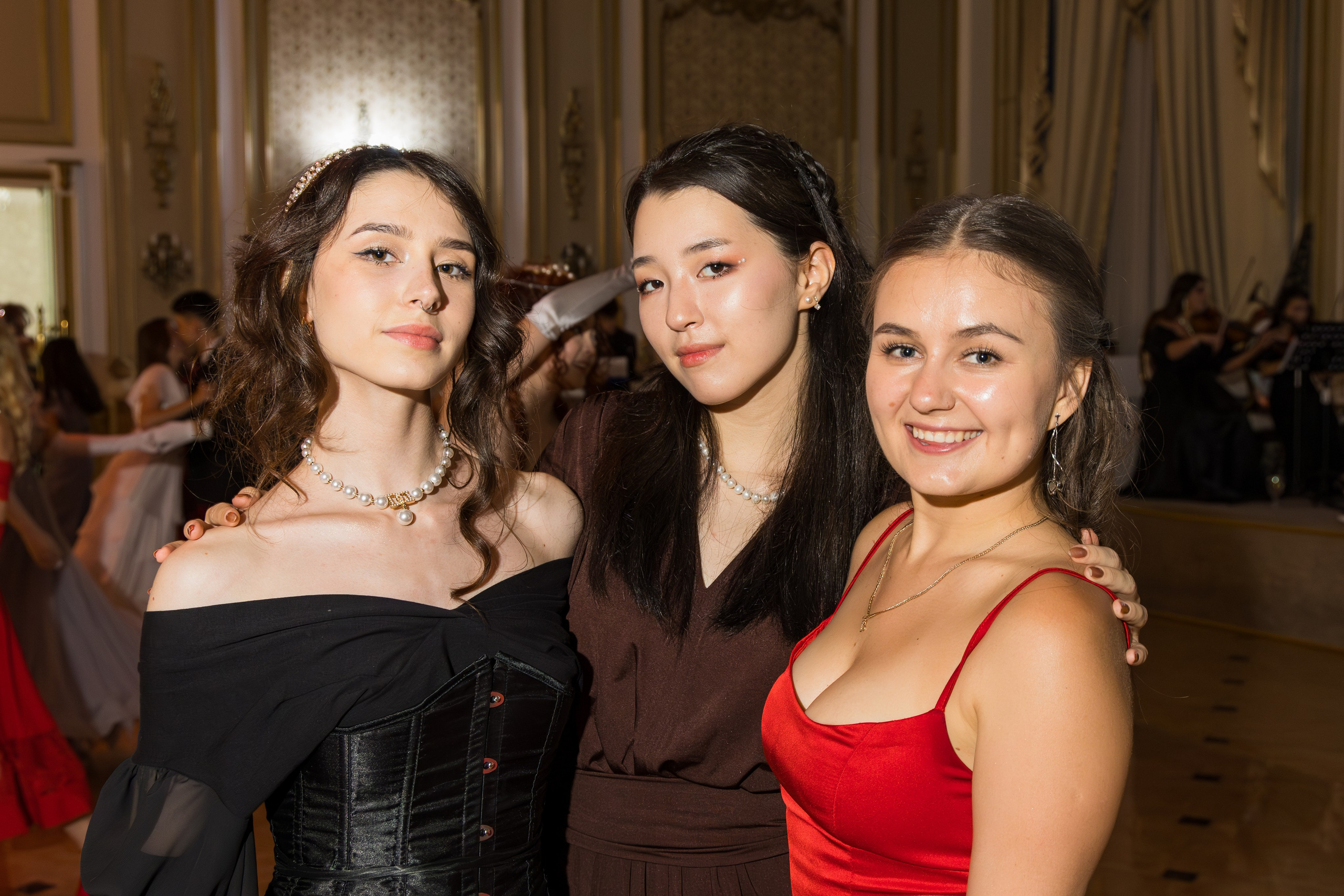 GRATESSA — Grand Bal. Портретный фотограф в Алматы