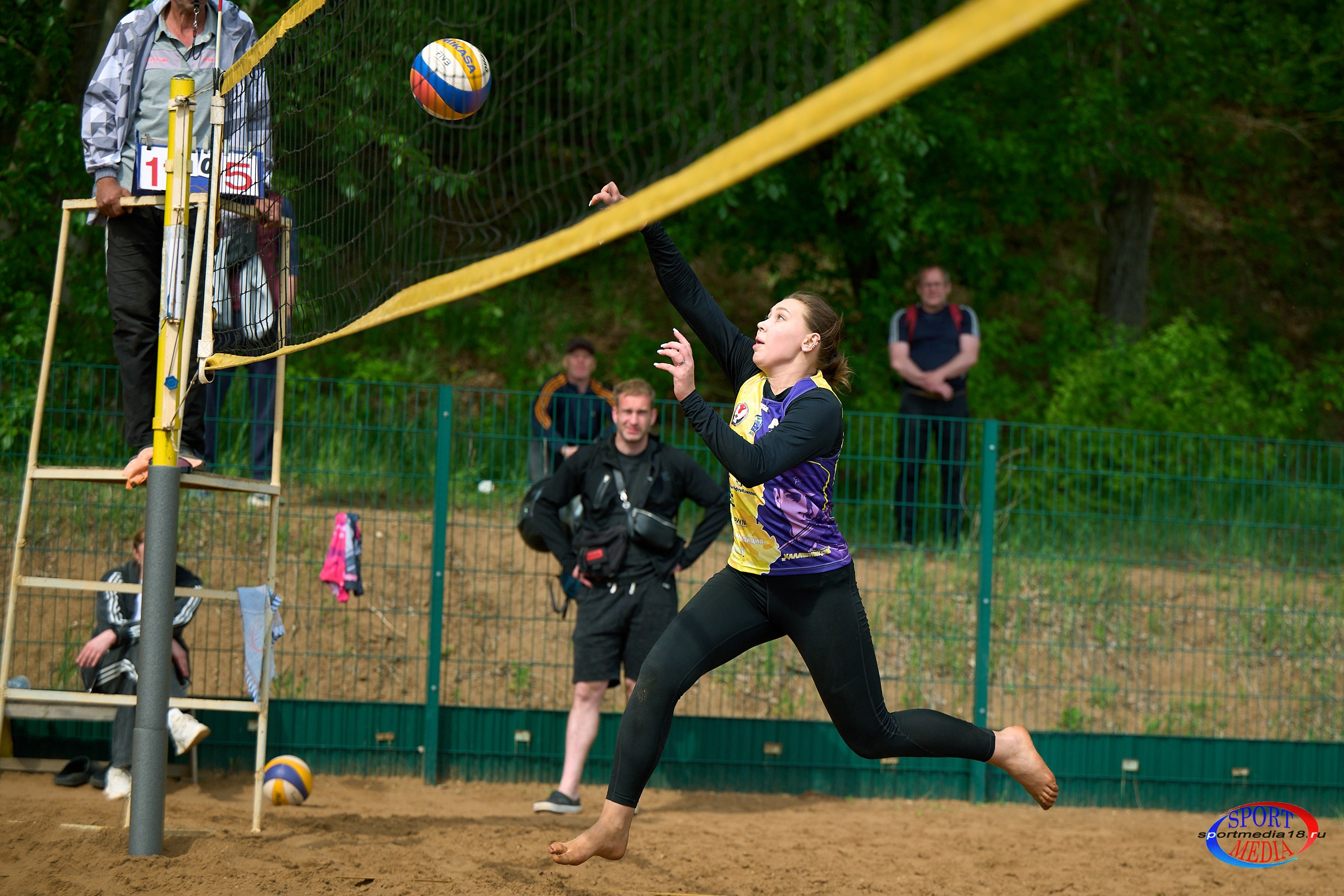 Пляжный волейбол. ПРИВОЛЖСКАЯ ЛИГА MIXT Ижевск 18.05.2025. Спортивный репортажный фотограф в Ижевске Сергей Мерзляков