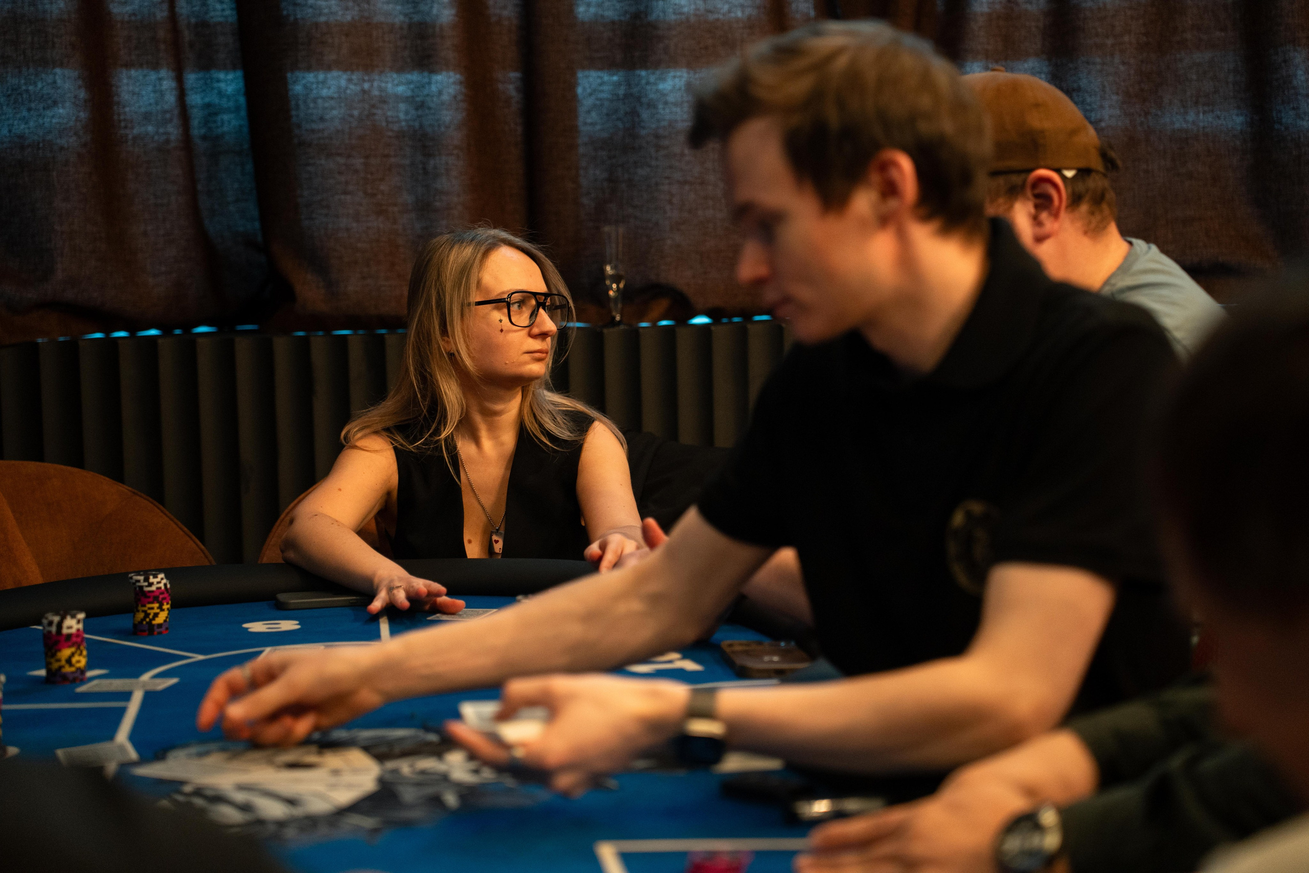 Joker Poker Club 01.03.2026. Коммерческий и художественный фотограф и видеограф в Москве Арсений Тургенев