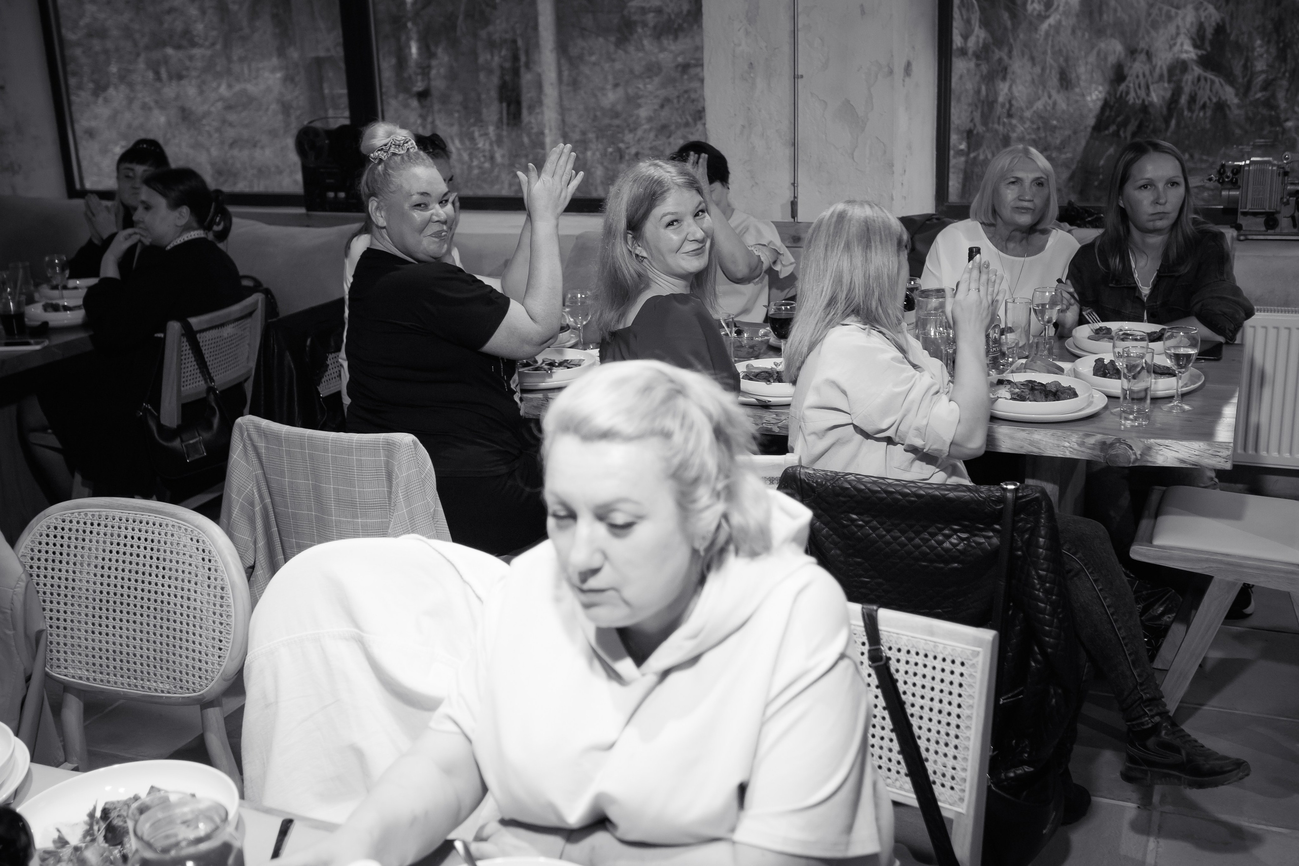 ПРИМЕР: Корпоратив Мамин Хлеб. Все фото. Профессиональный фотограф в Ижевске Леша Петров