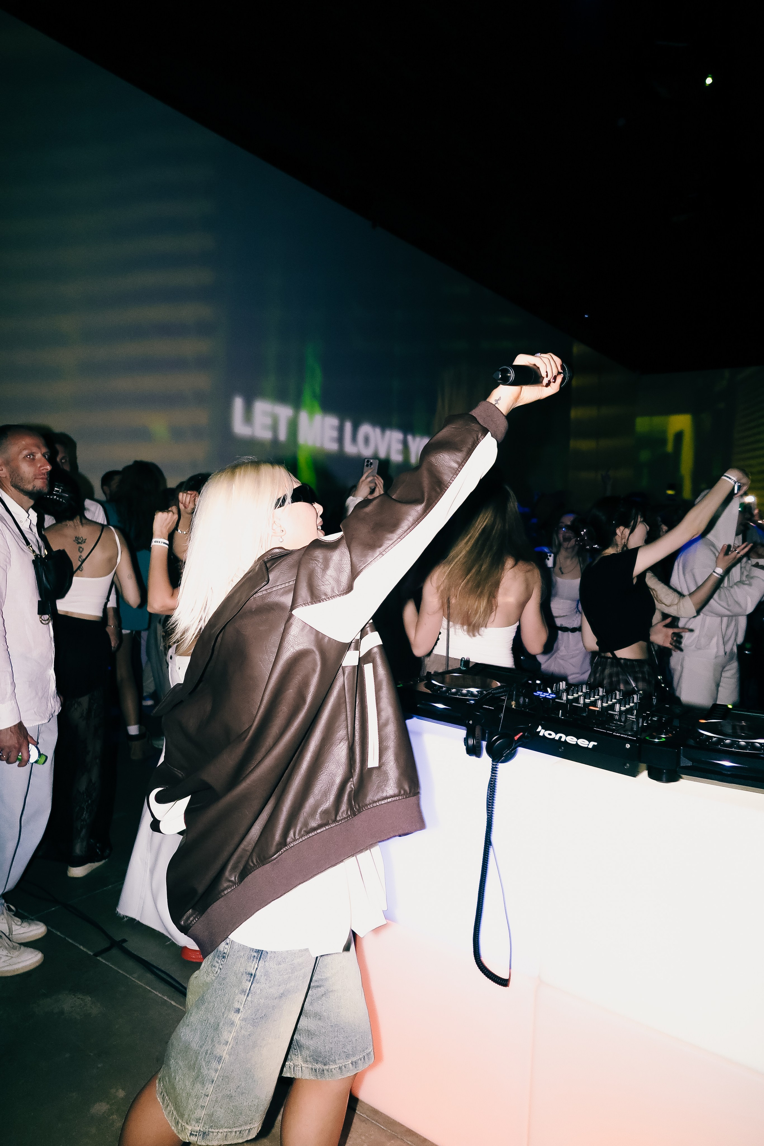 Bieberchella ph by @rusagee / at Внутри. TENZO | Креативный продюсер / Арт-директор