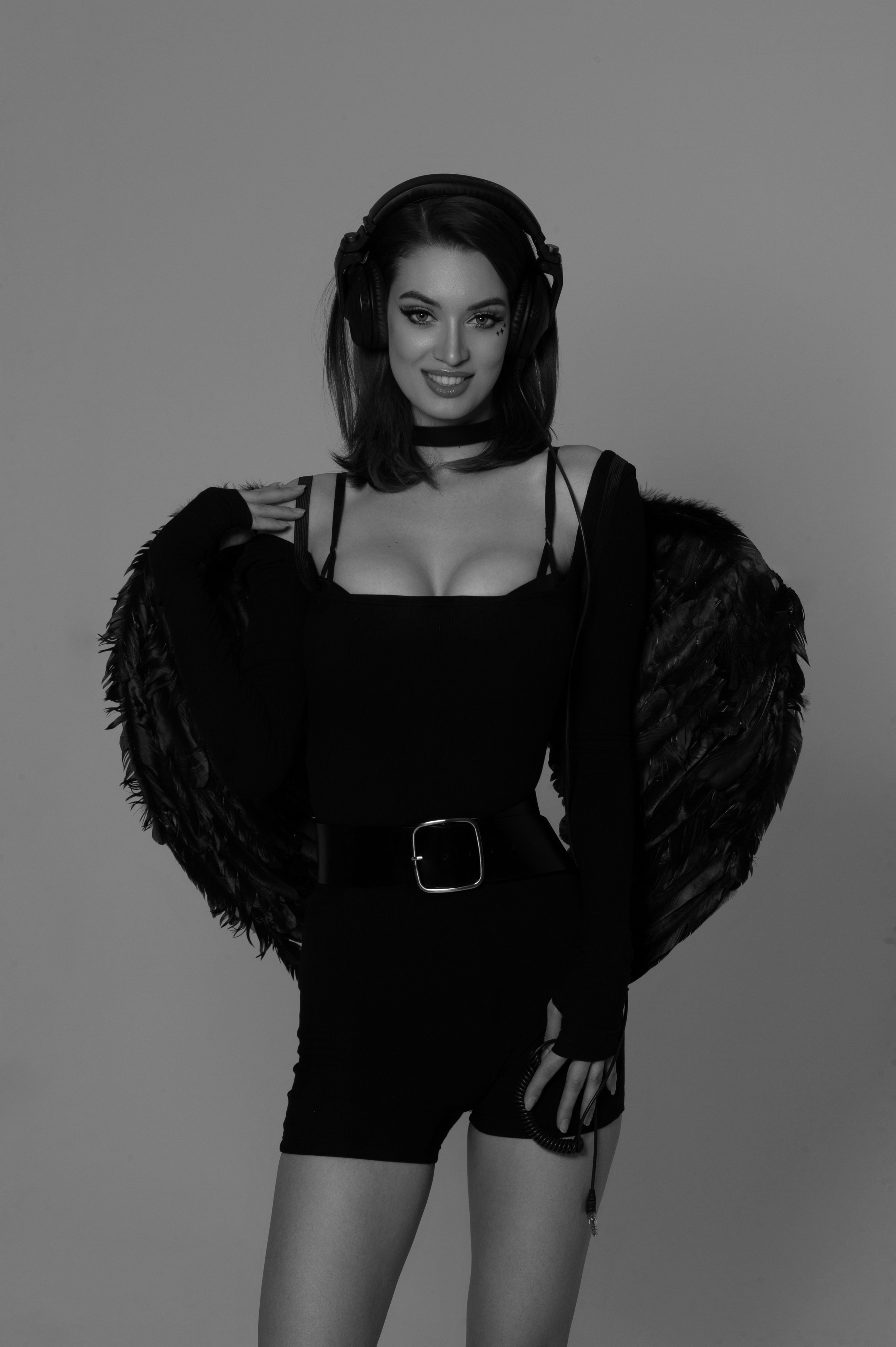 Фотосессия с крыльями. Александр Mr.Brass — фотографирую женский портрет в Москве